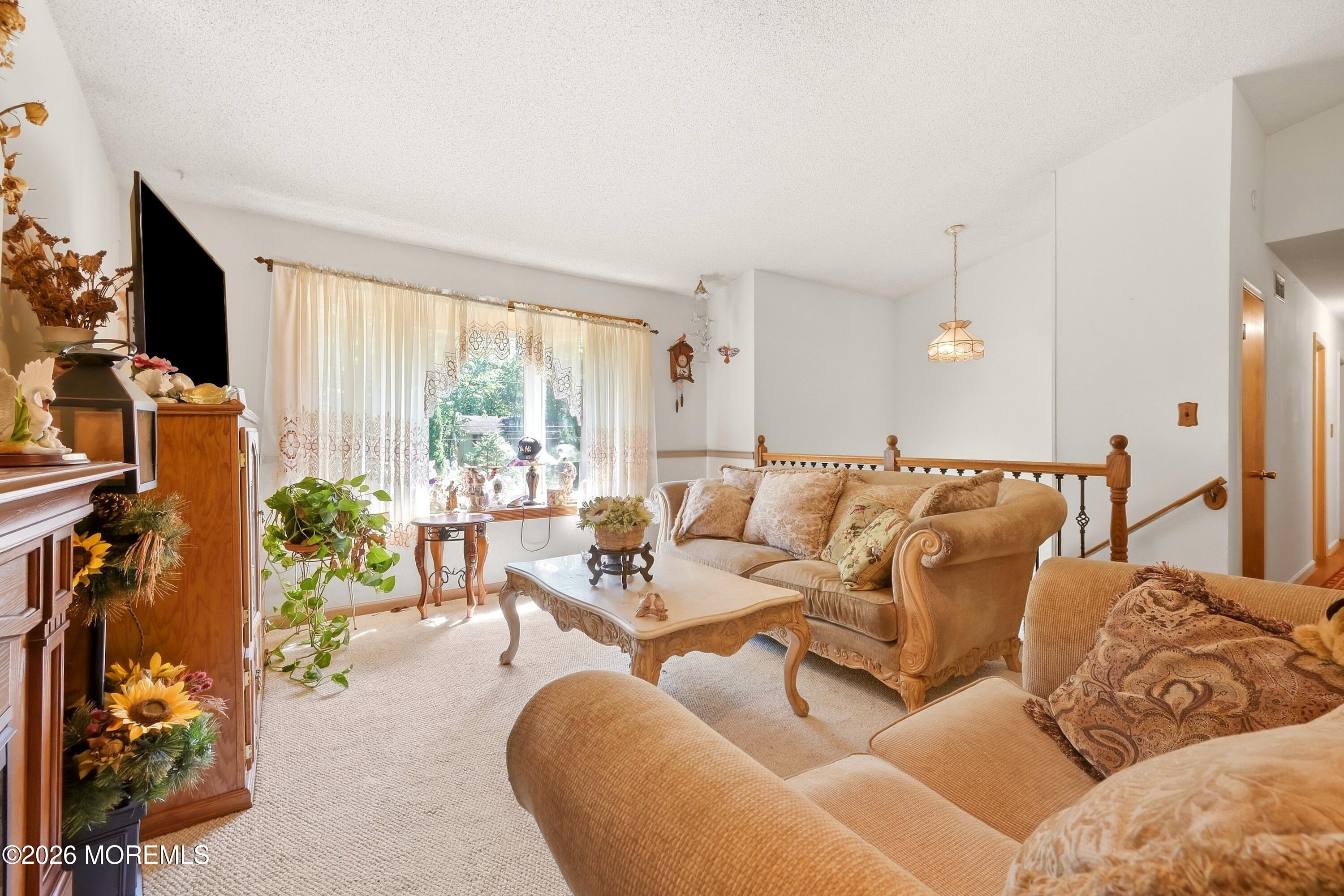 646 Salem Avenue