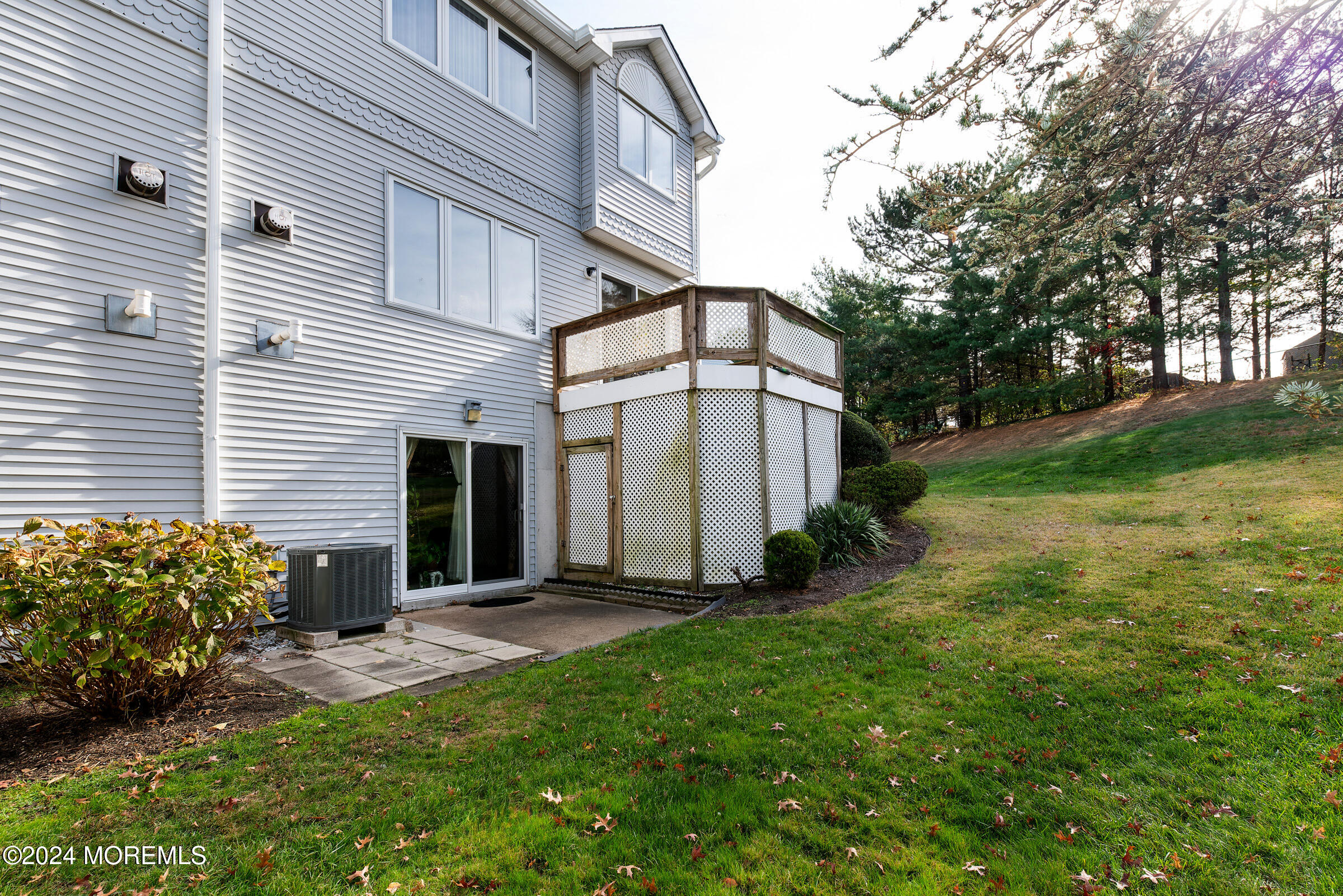 291 Marigold Court, Toms River, New Jersey image 26