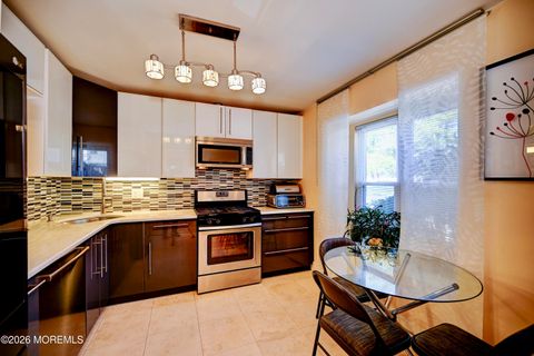 Condo For Sale - 60 Renee Court<br/> Jackson, NJ 08527