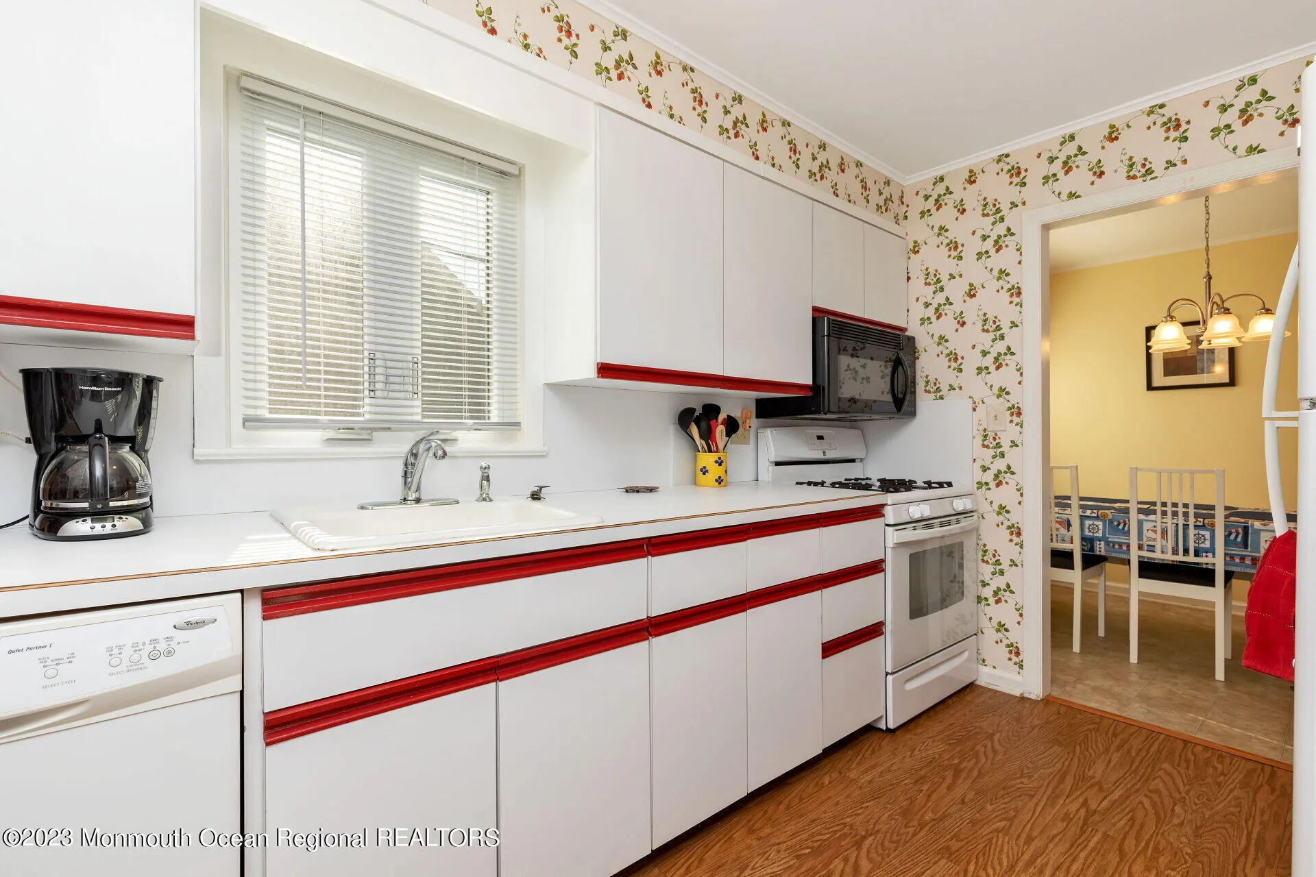 Avon-By-The-Sea, New Jersey 07717, United States, 3 Bedrooms Bedrooms, ,2 BathroomsBathrooms,Residential,Active,25136