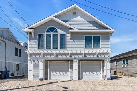 Photo of 346 W Bayview Drive, Lavallette, NJ 08735 (MLS # 22627023)