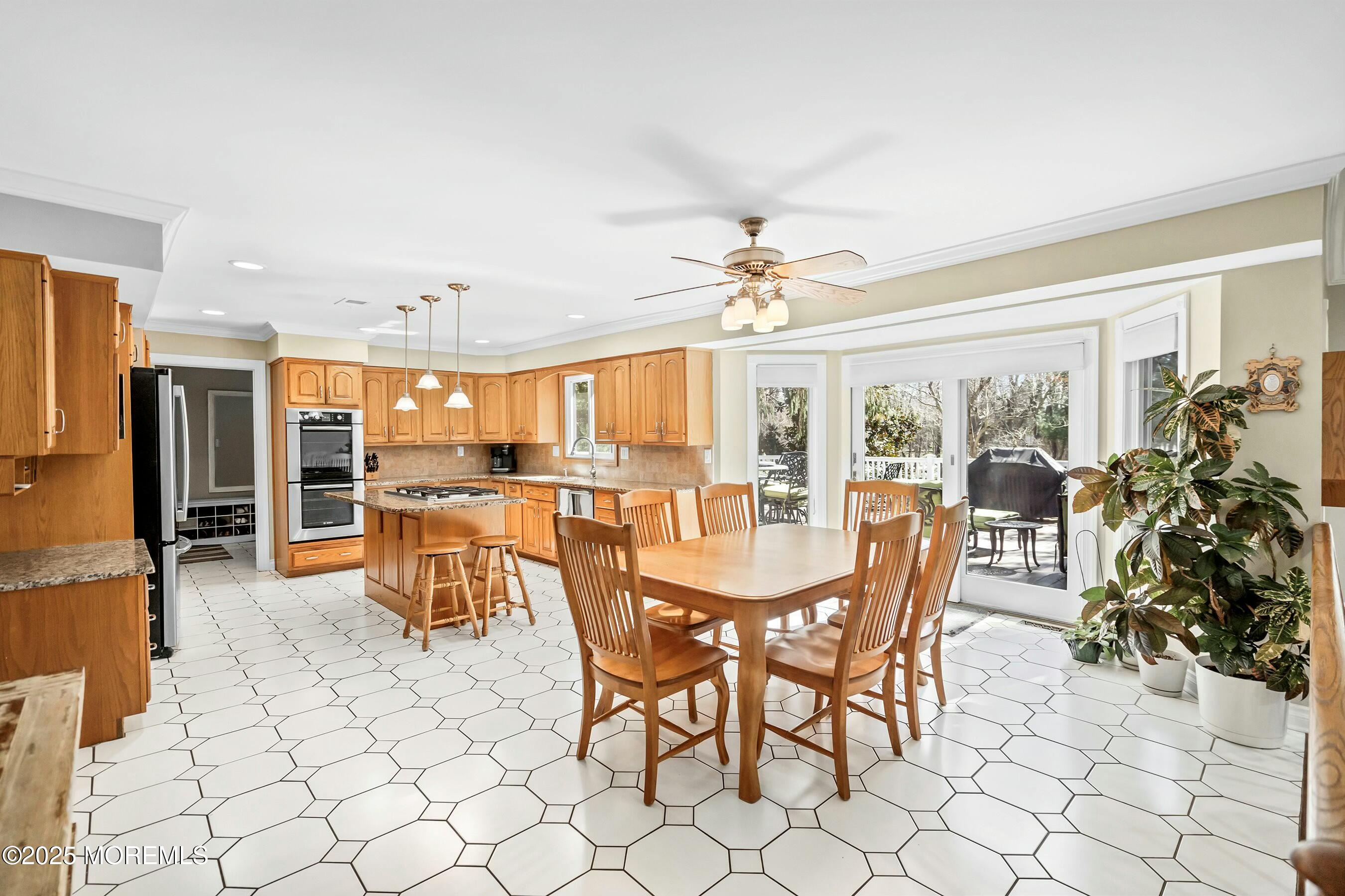 57 W Canadian Woods Road, Manalapan, New Jersey image 9