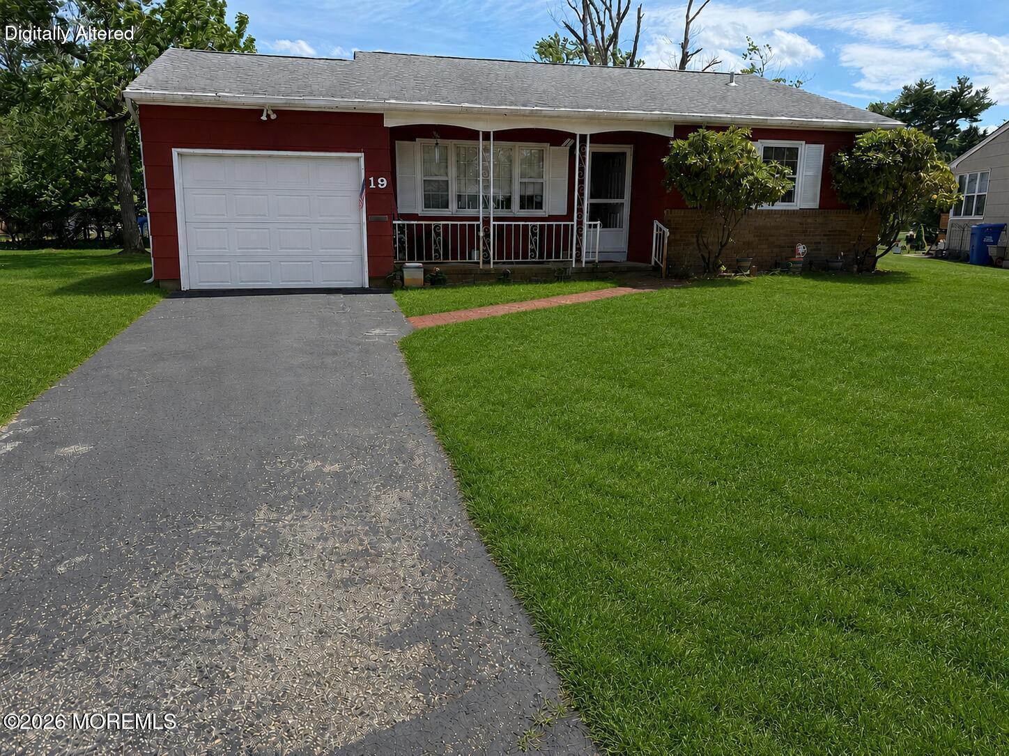Photo 1 of 8 — 19 Sherwood Court, Toms River, NJ 08757