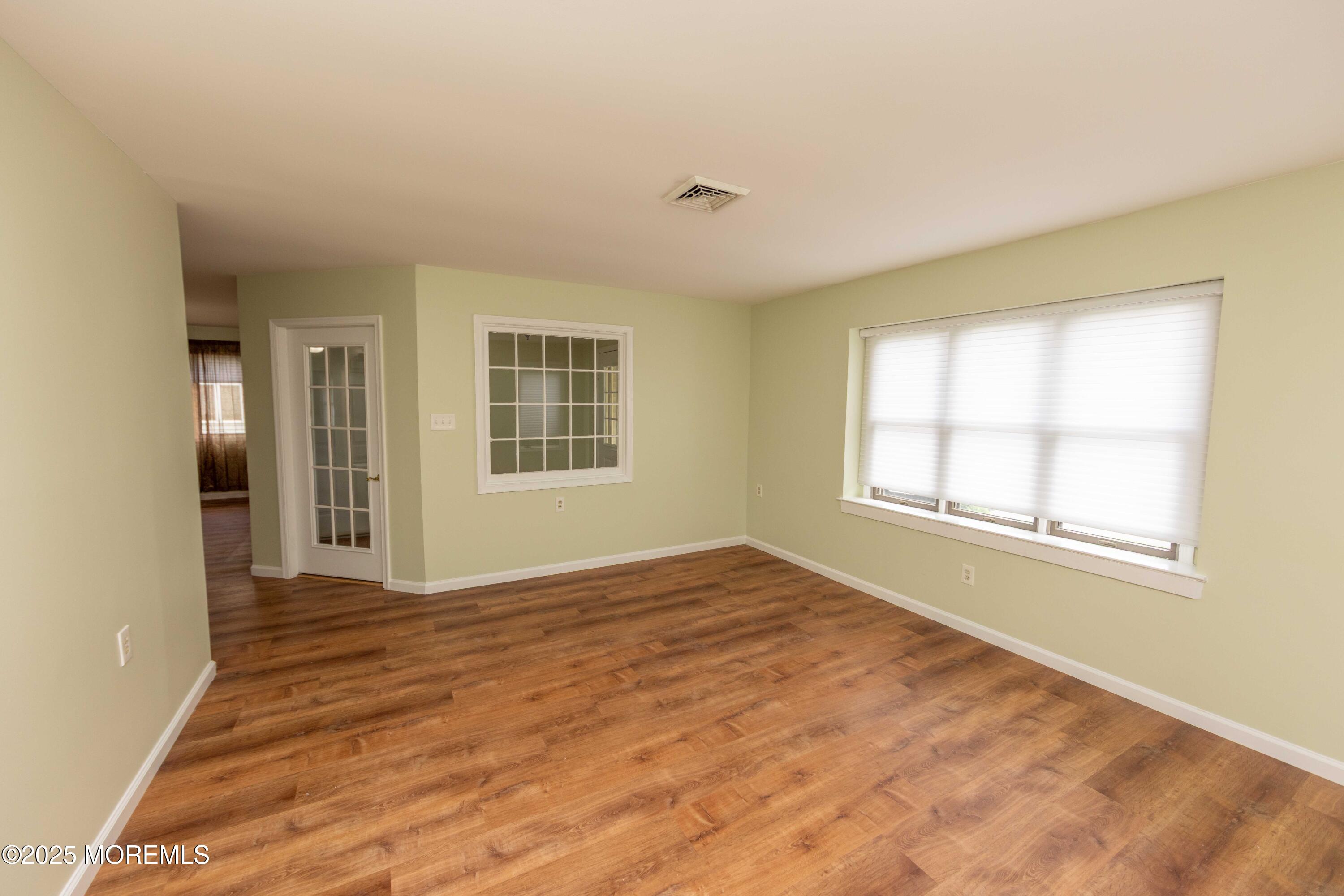 28 Fir Road #21, Manahawkin, New Jersey image 2