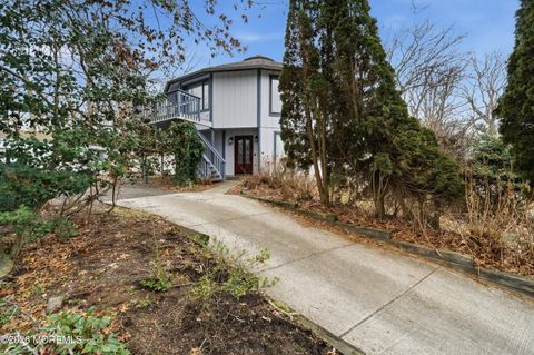 Photo of 16 Snead Court, Little Egg Harbor, NJ 08087 (MLS # 22601525)