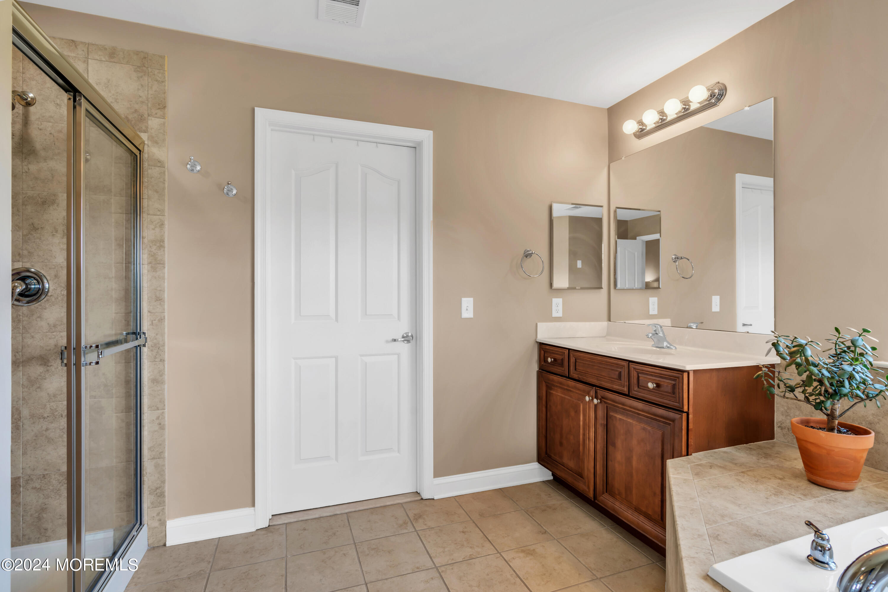 7 Colliers Court, Jackson, New Jersey image 37