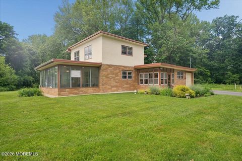 Photo of 3 Cedar Court, Roosevelt, NJ 08555 (MLS # 22615886)