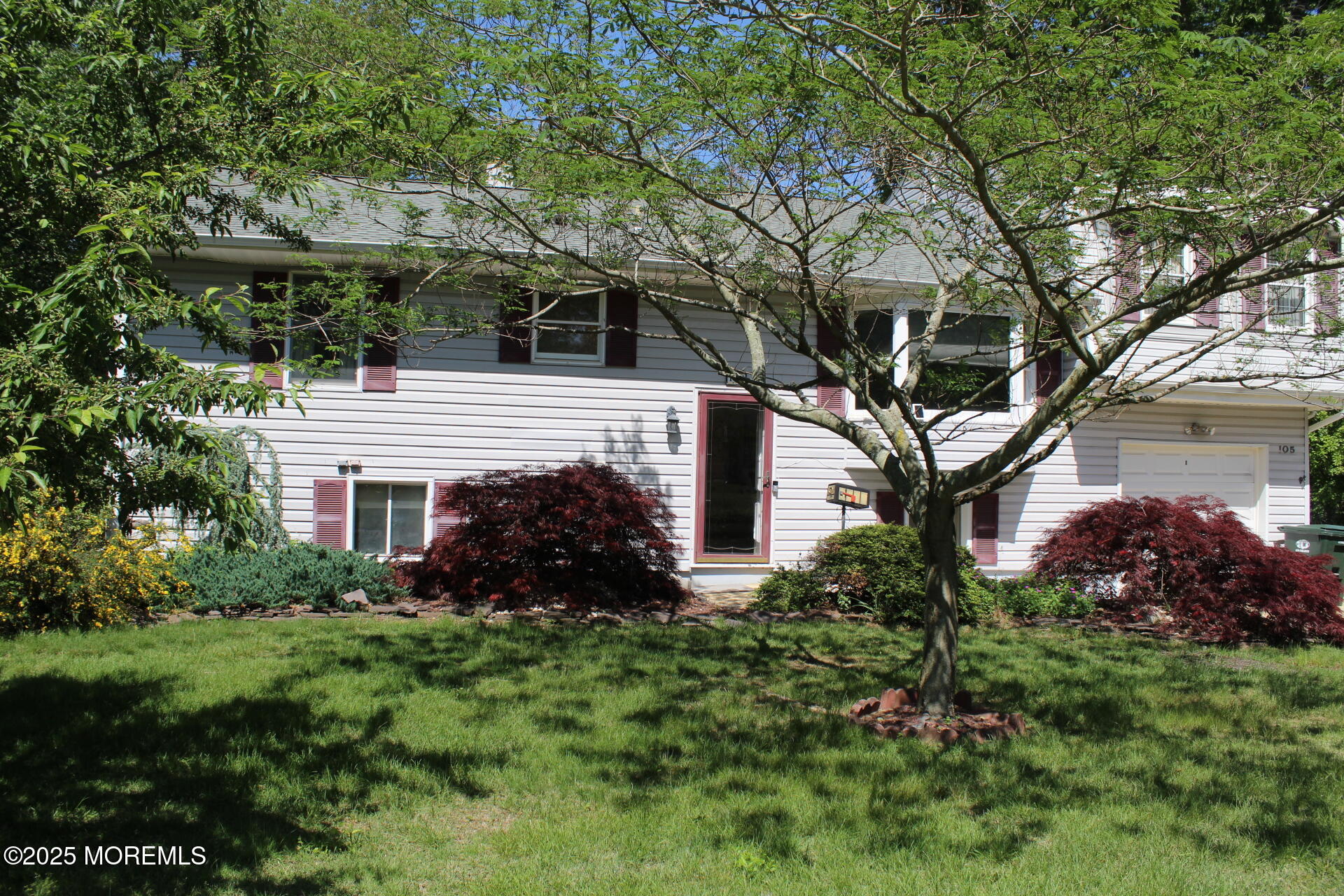 105 Darien Road, Howell, New Jersey image 3