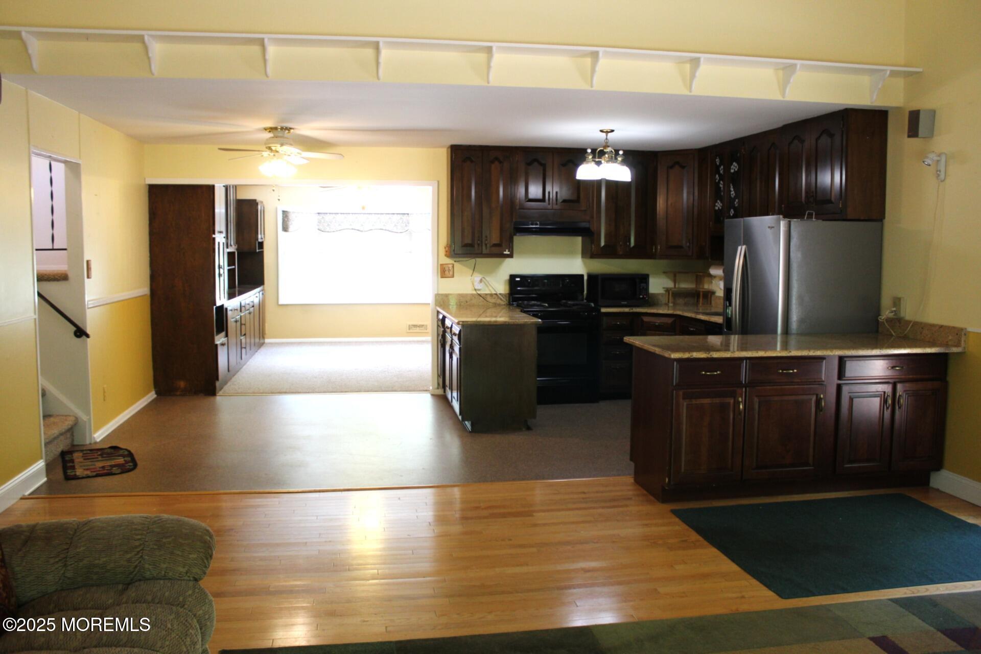 105 Darien Road, Howell, New Jersey image 39