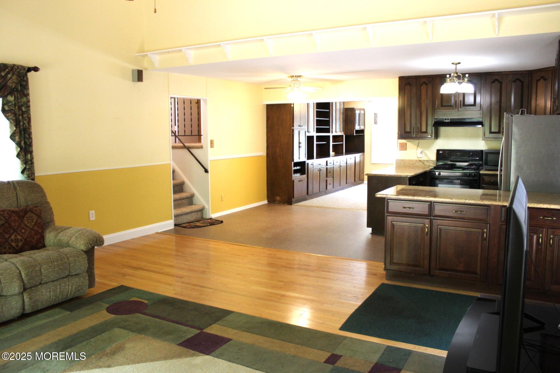 105 Darien Road, Howell, New Jersey image 38