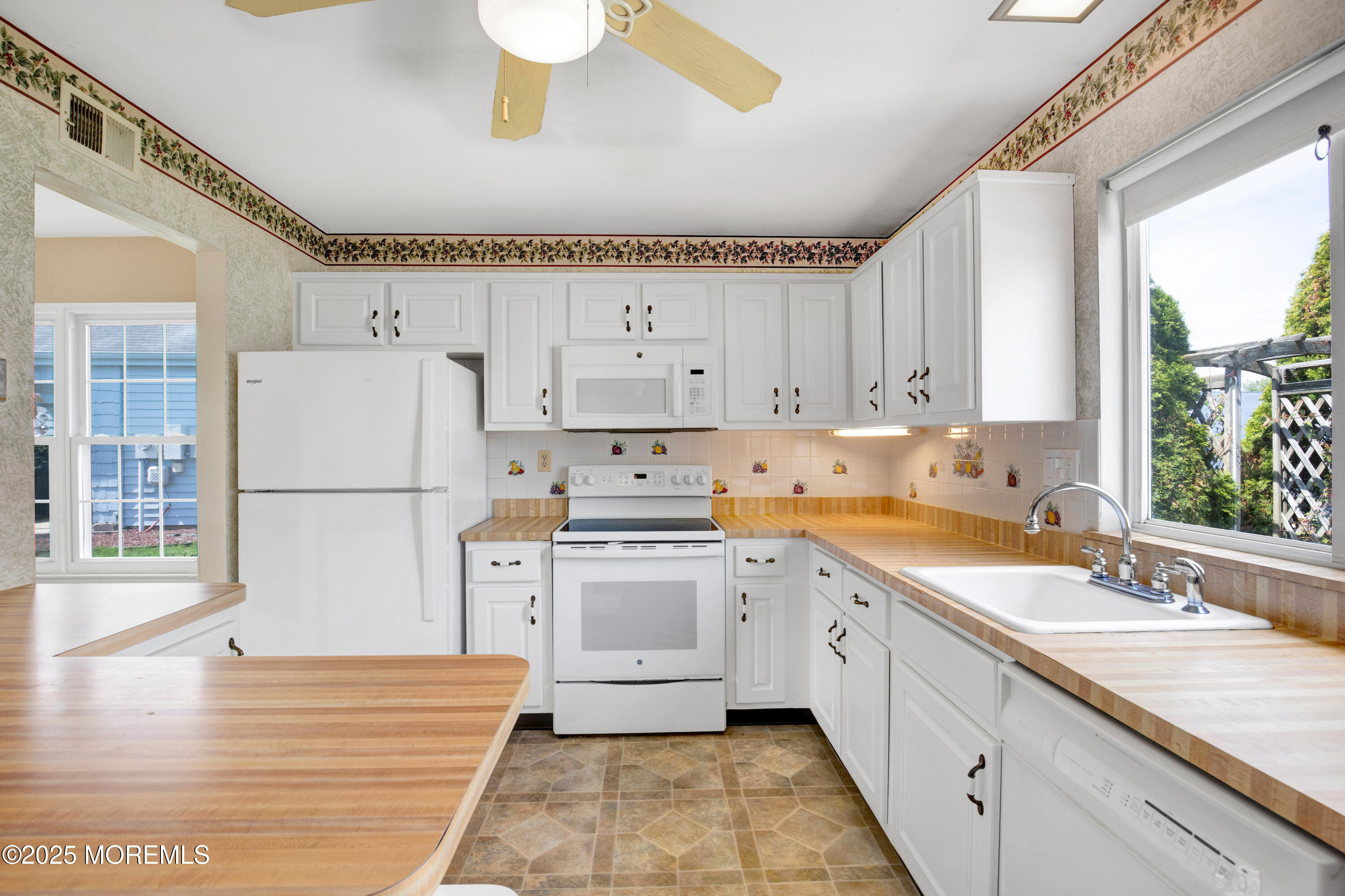 28 Westgate Place, Manchester, New Jersey image 11