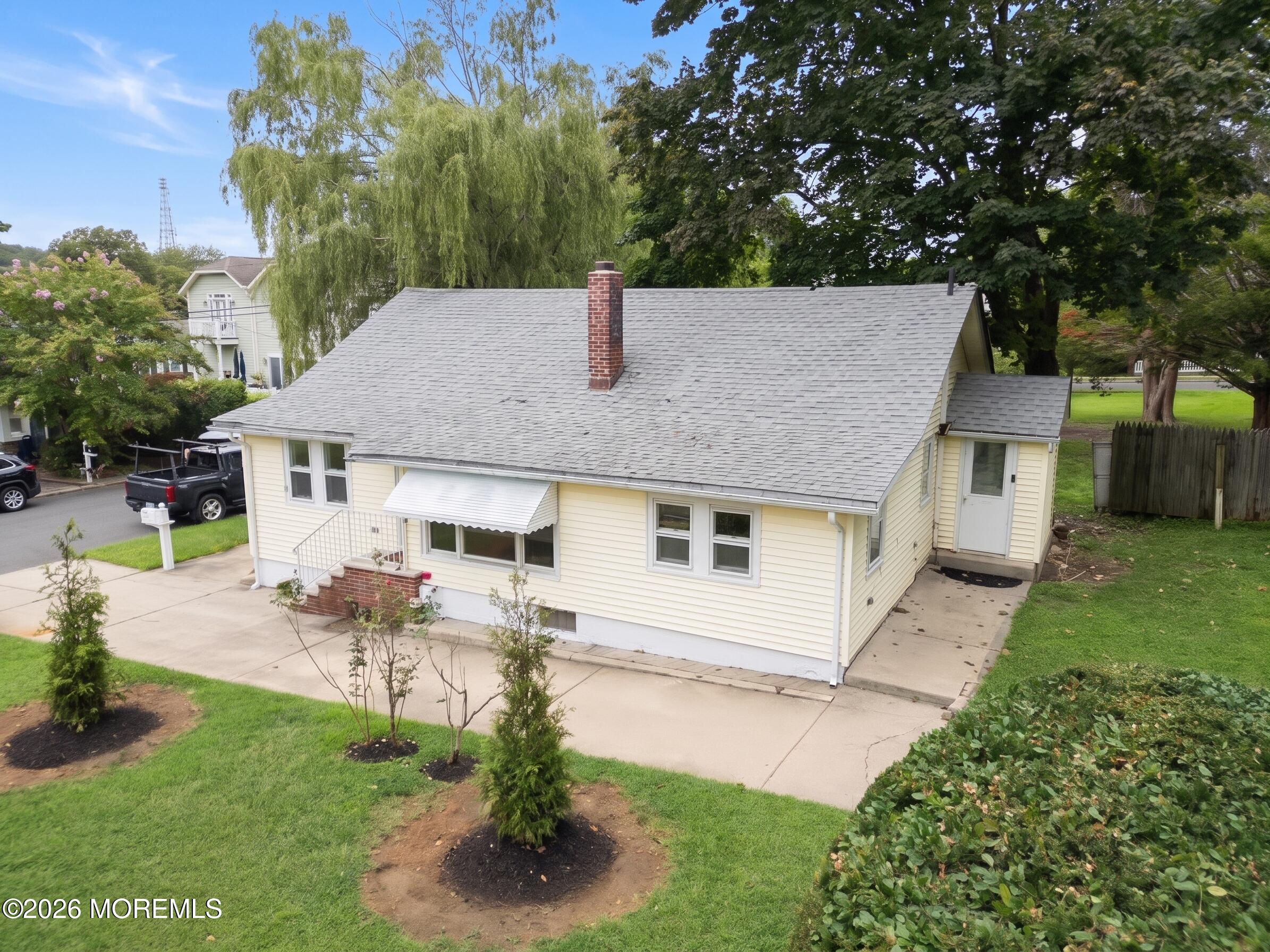 92 Asbury Avenue