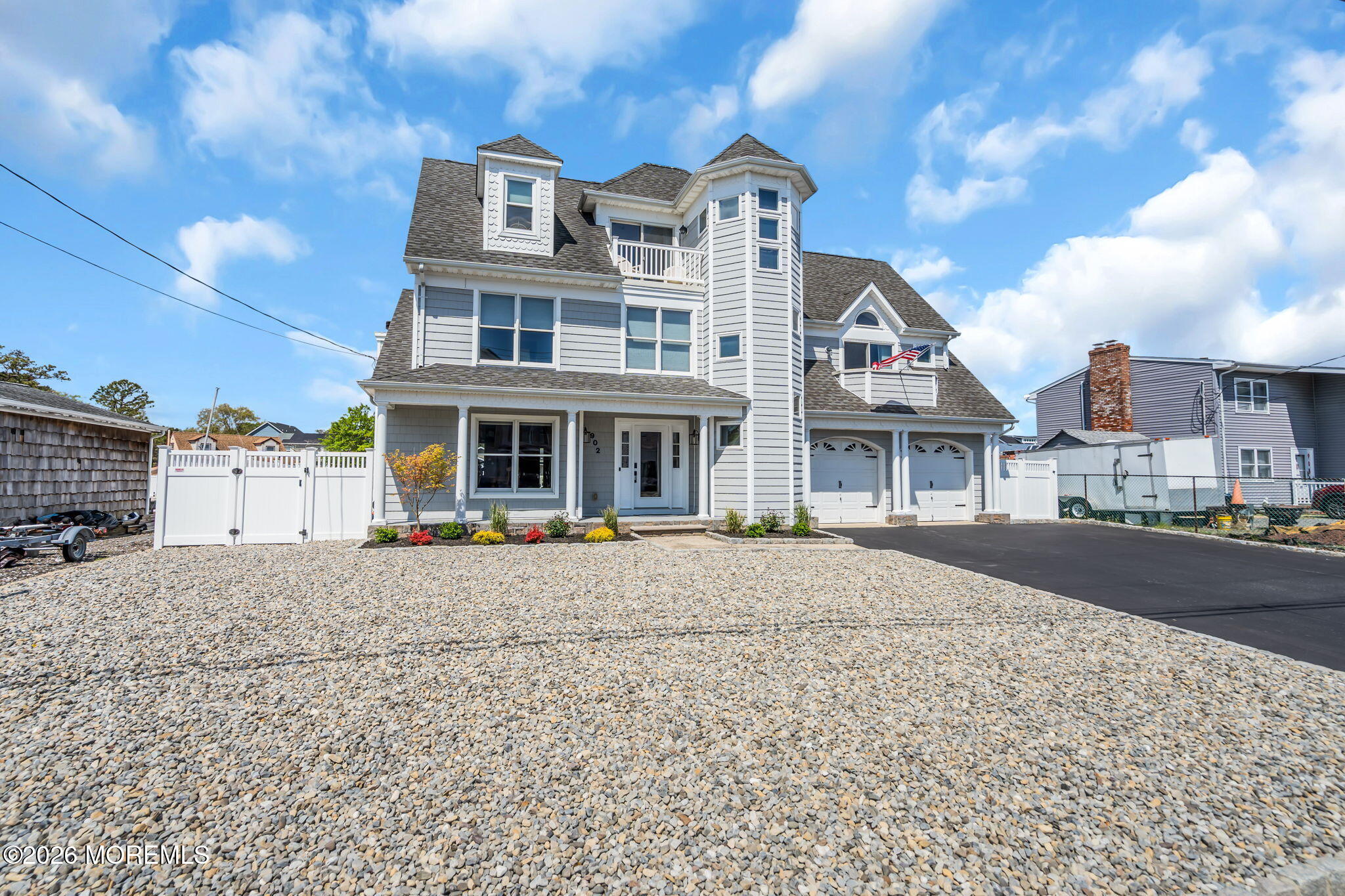 902 Meadow Lark Drive