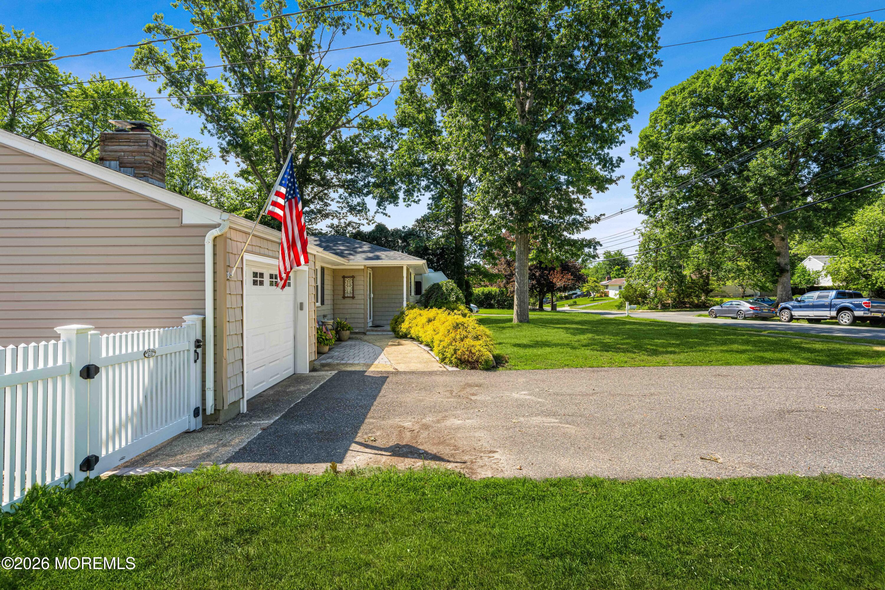 469 River Terrace