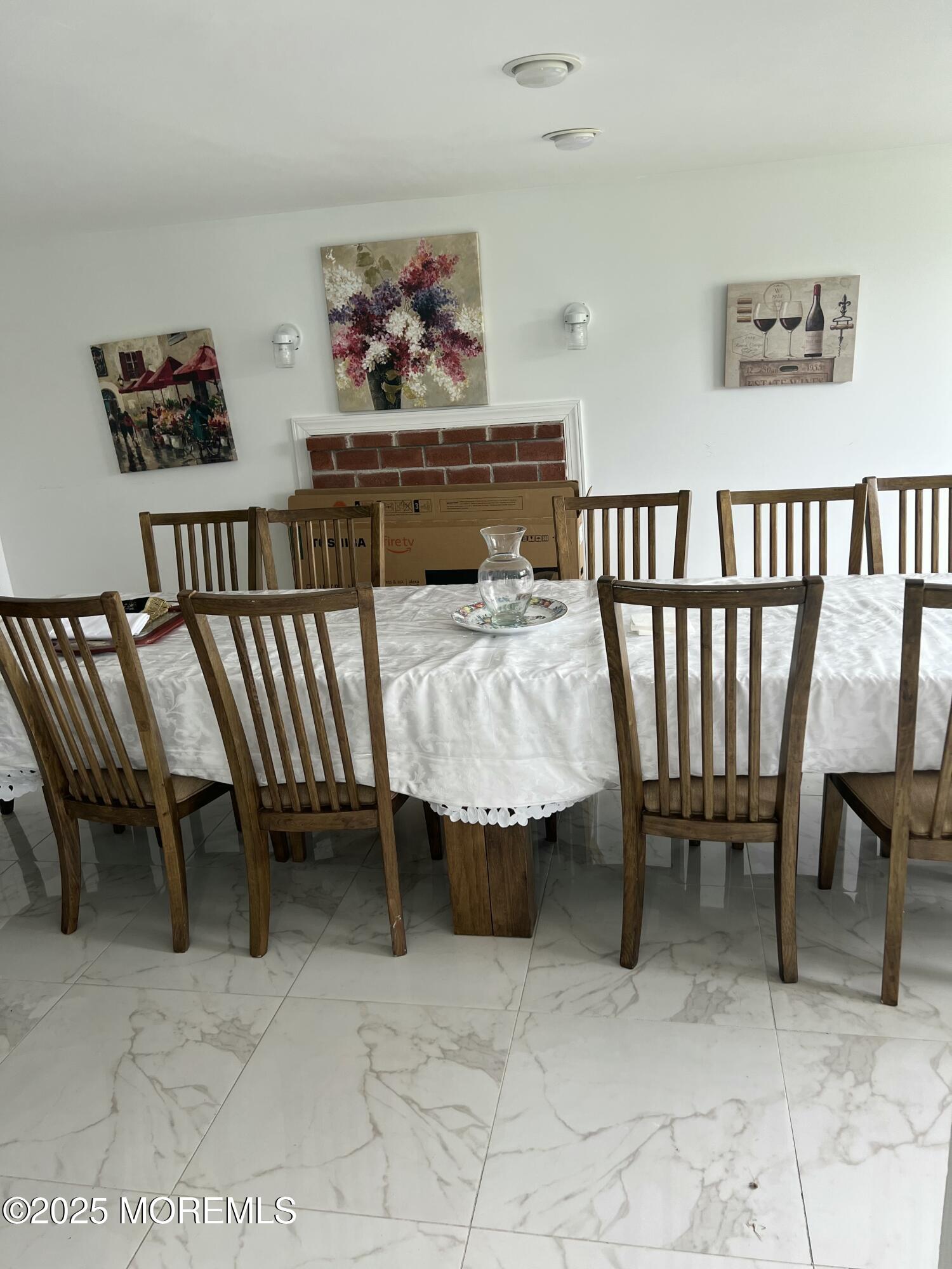 235 S Lincoln Avenue