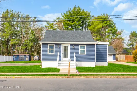 MLS: 22509043