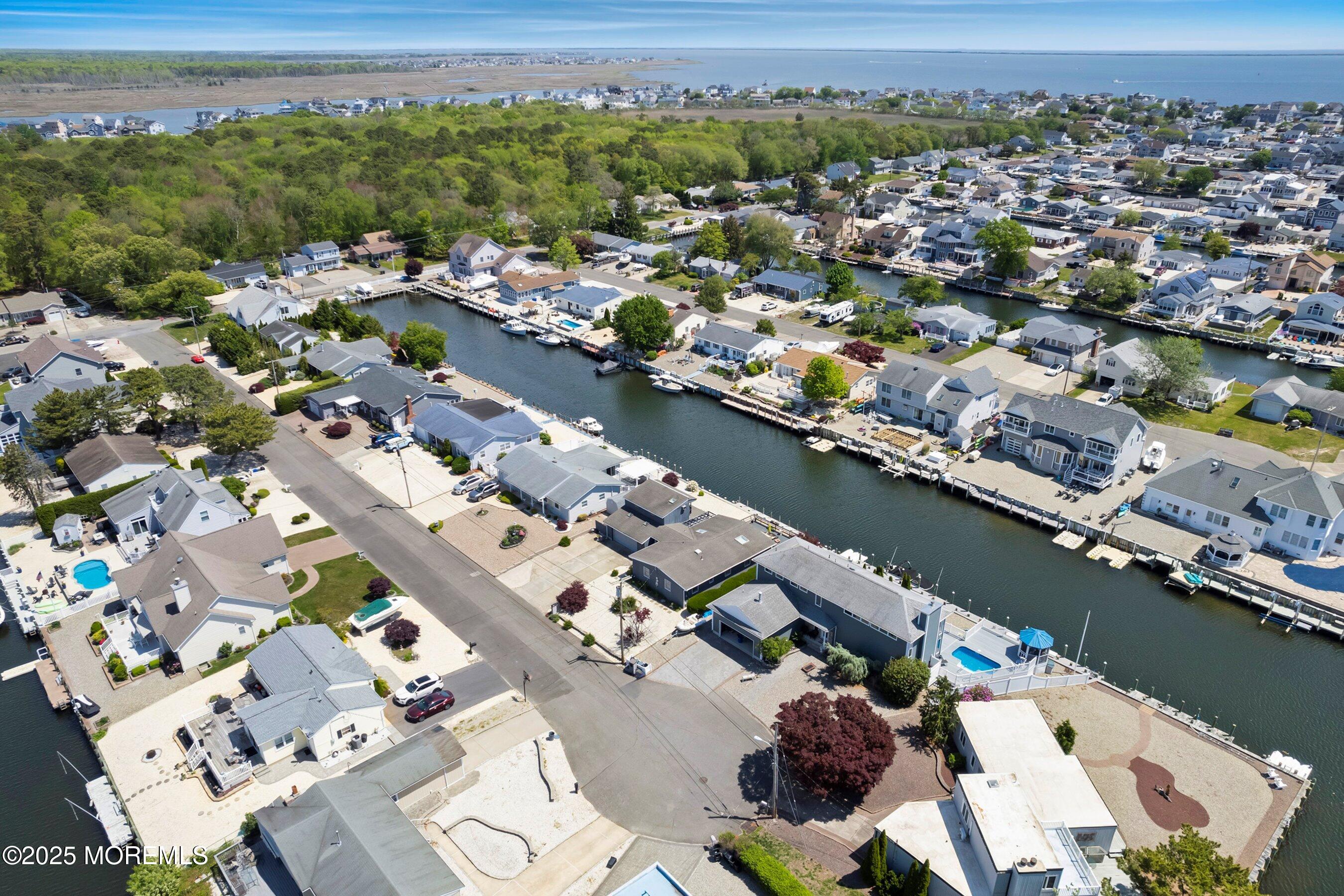 1107 Uranus Court, Forked River, New Jersey image 17