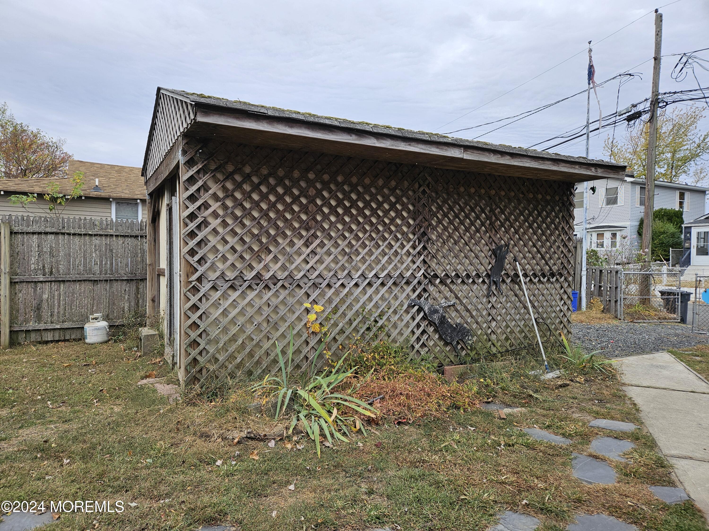 85 Pacific Boulevard, Keyport, New Jersey image 19