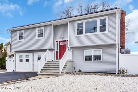 Photo of 23 Island Drive, Brick, NJ 08724 (MLS # 22534701)