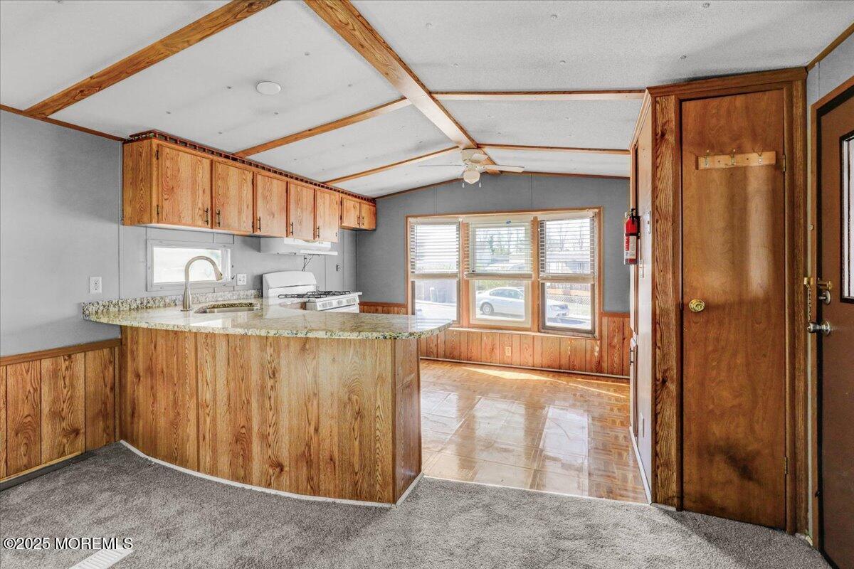 19 Mary Ann Court, Hazlet, New Jersey image 8