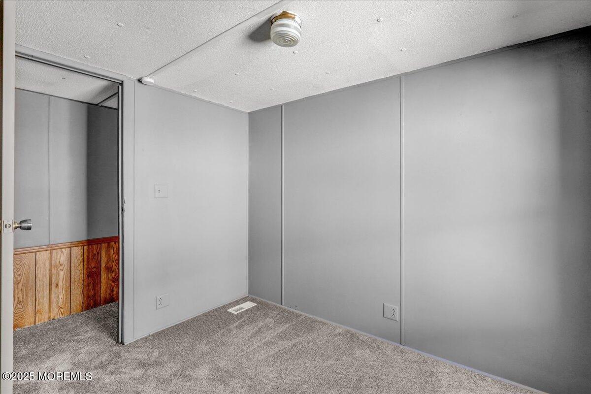 19 Mary Ann Court, Hazlet, New Jersey image 18