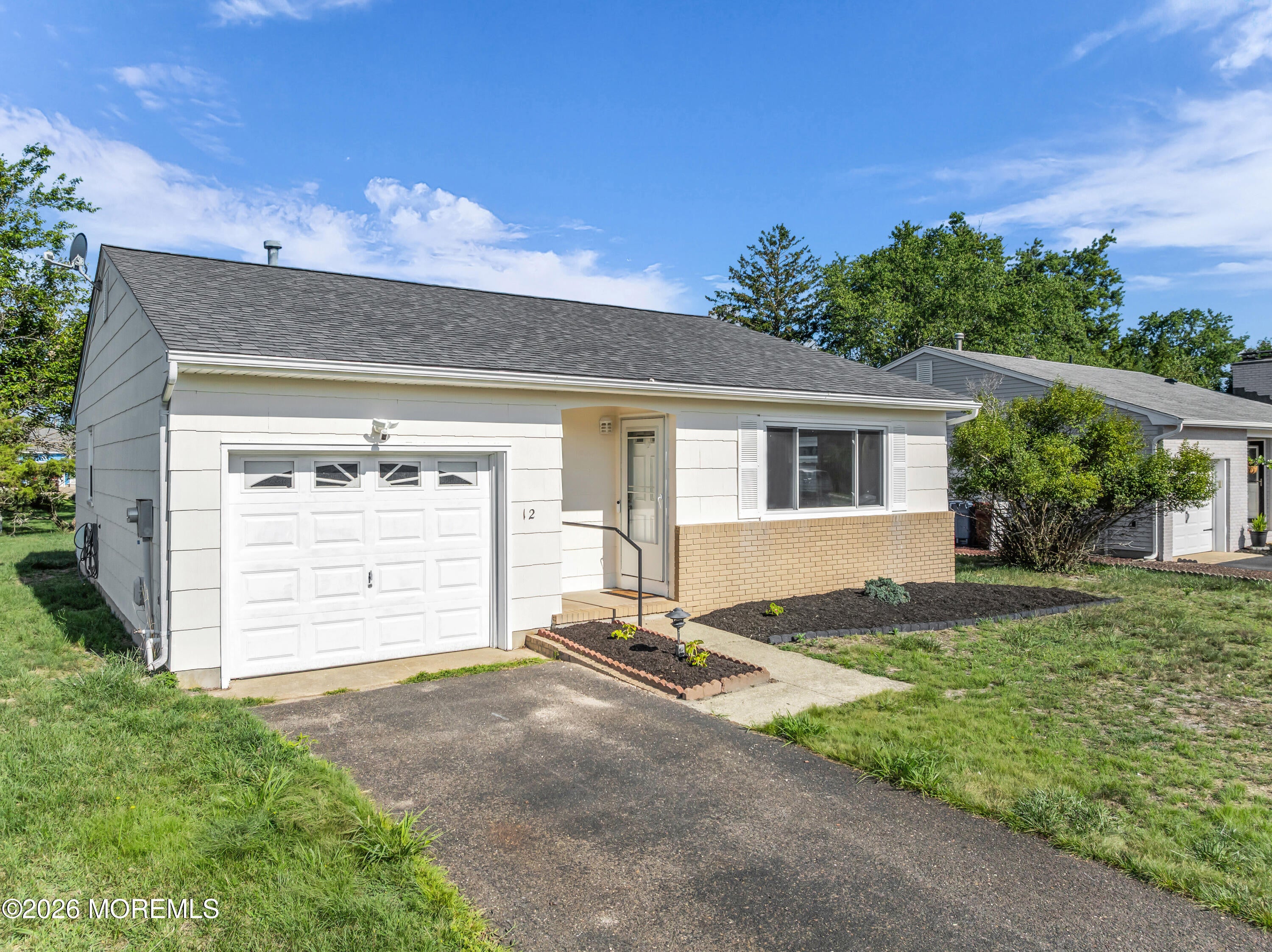 12 Bolingbroke Drive