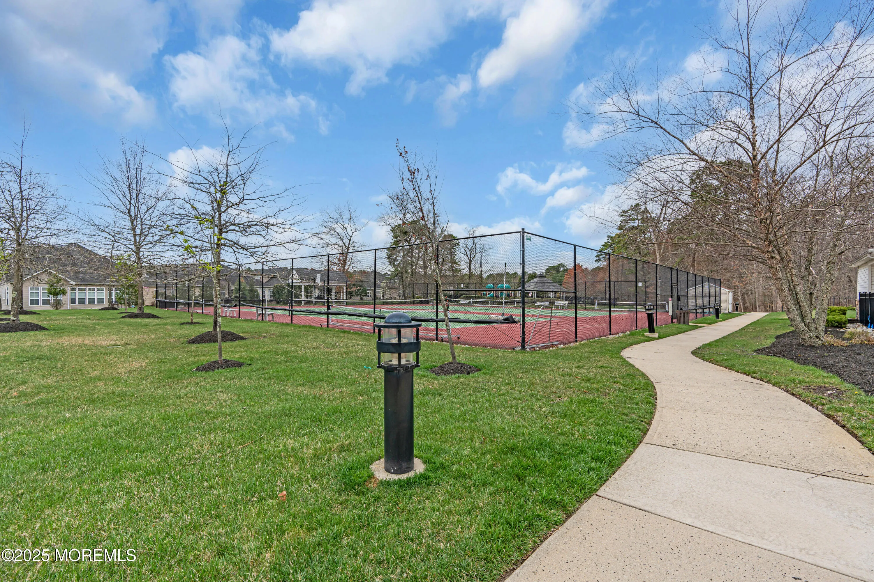 Farmingdale, New Jersey 07727, United States, 3 Bedrooms Bedrooms, ,3 BathroomsBathrooms,Residential,Active,110082