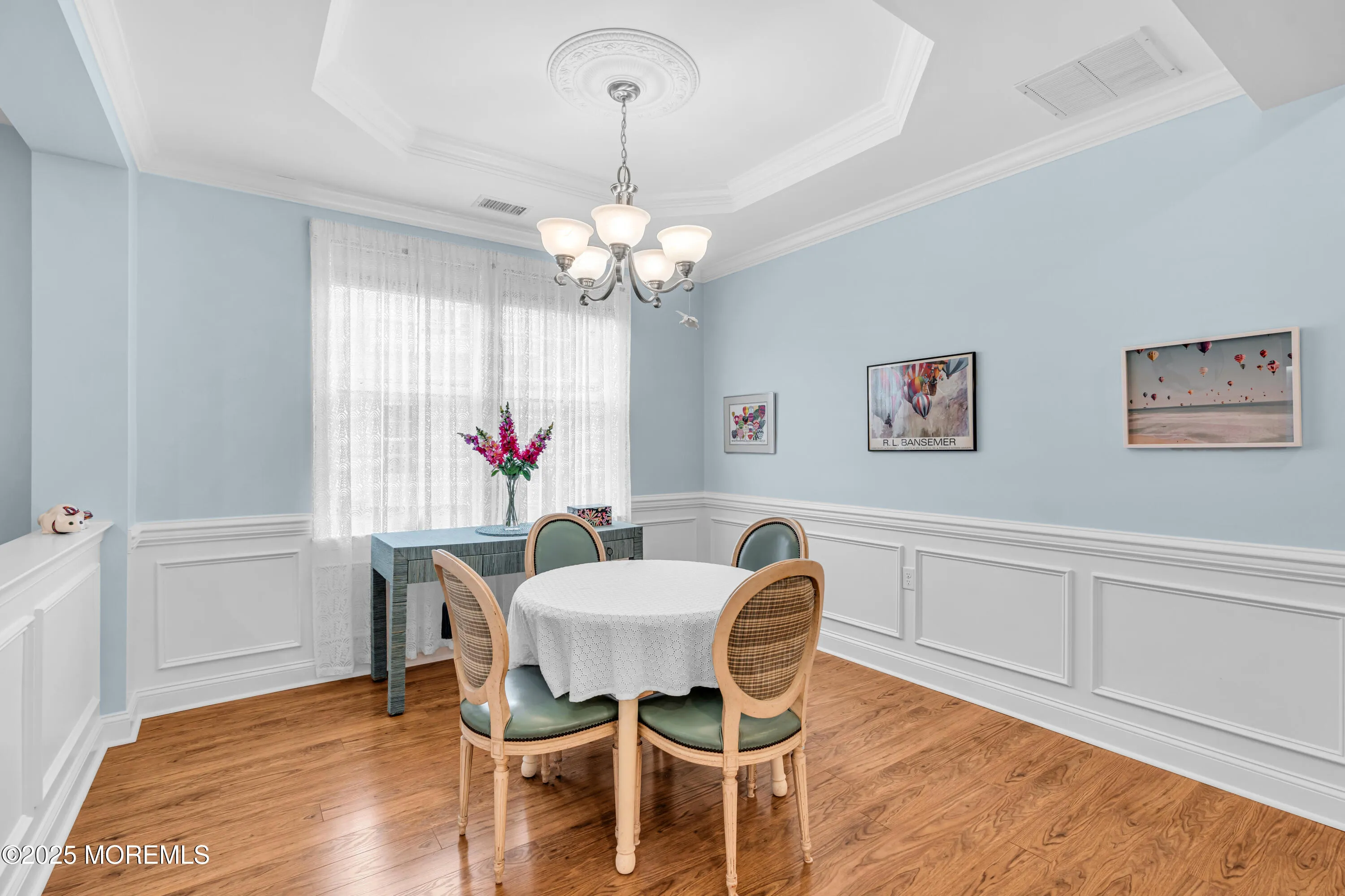 Farmingdale, New Jersey 07727, United States, 3 Bedrooms Bedrooms, ,3 BathroomsBathrooms,Residential,Active,110082