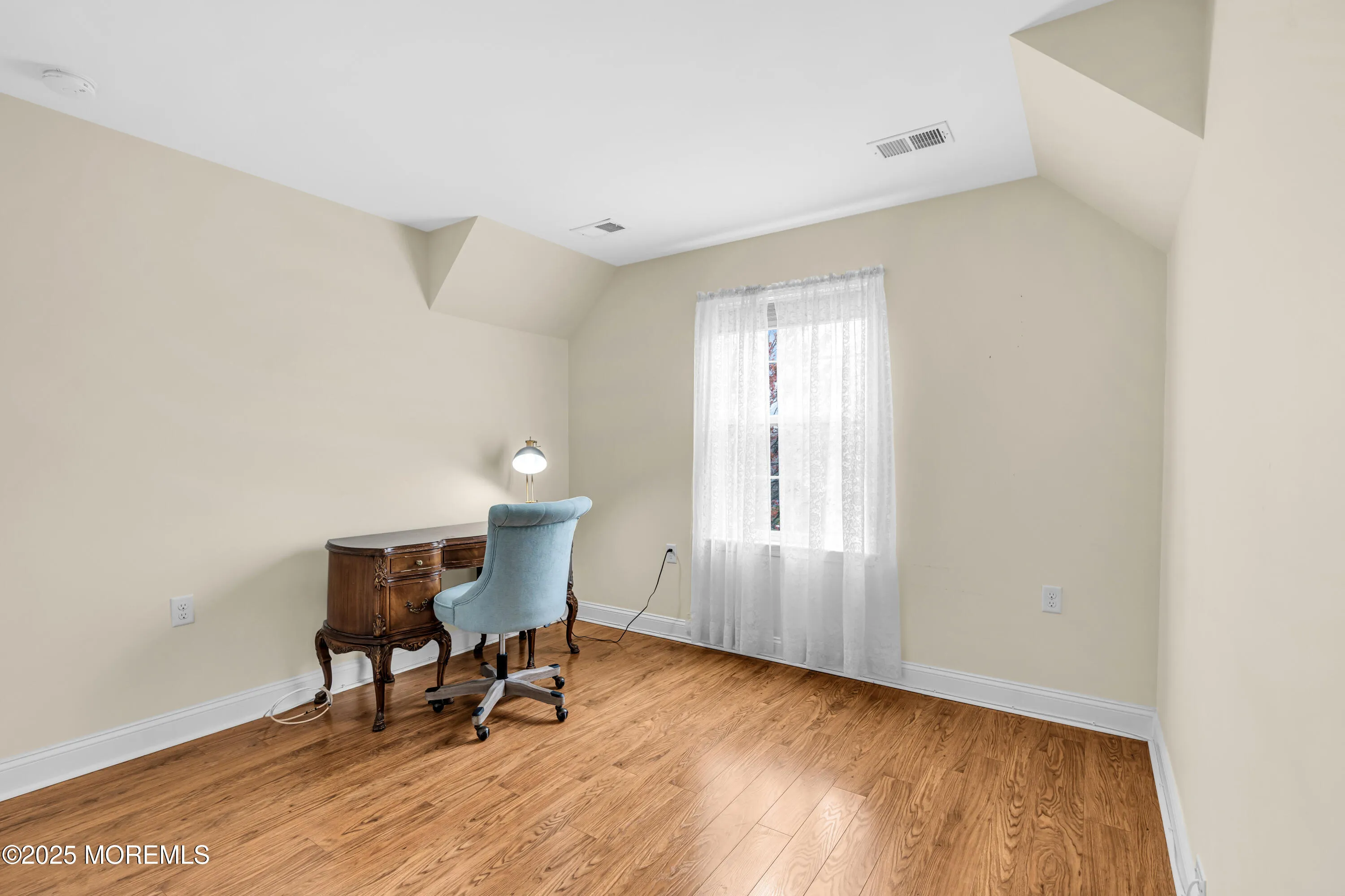 Farmingdale, New Jersey 07727, United States, 3 Bedrooms Bedrooms, ,3 BathroomsBathrooms,Residential,Active,110082