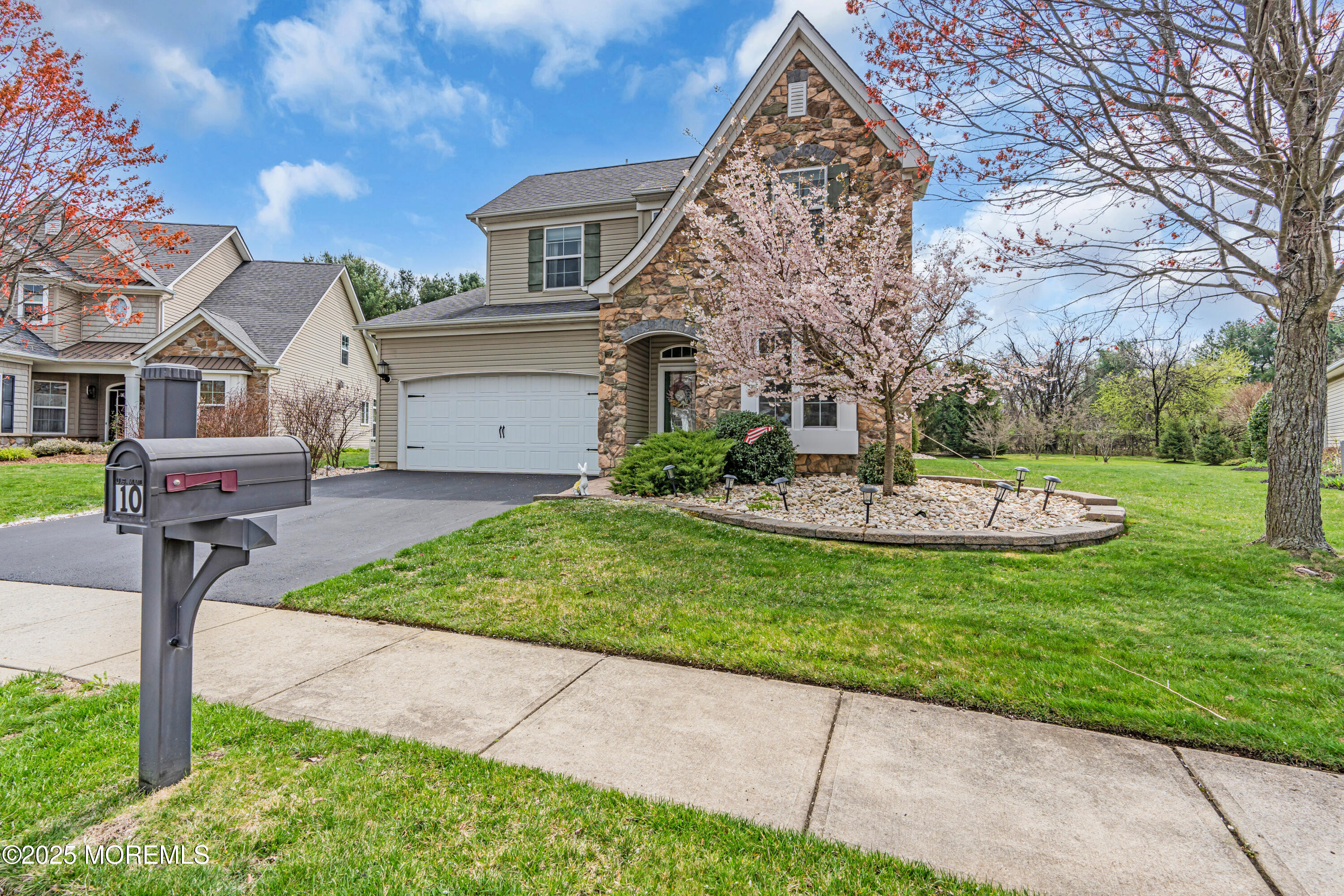 10 E Black Heath Court, Farmingdale, New Jersey image 46