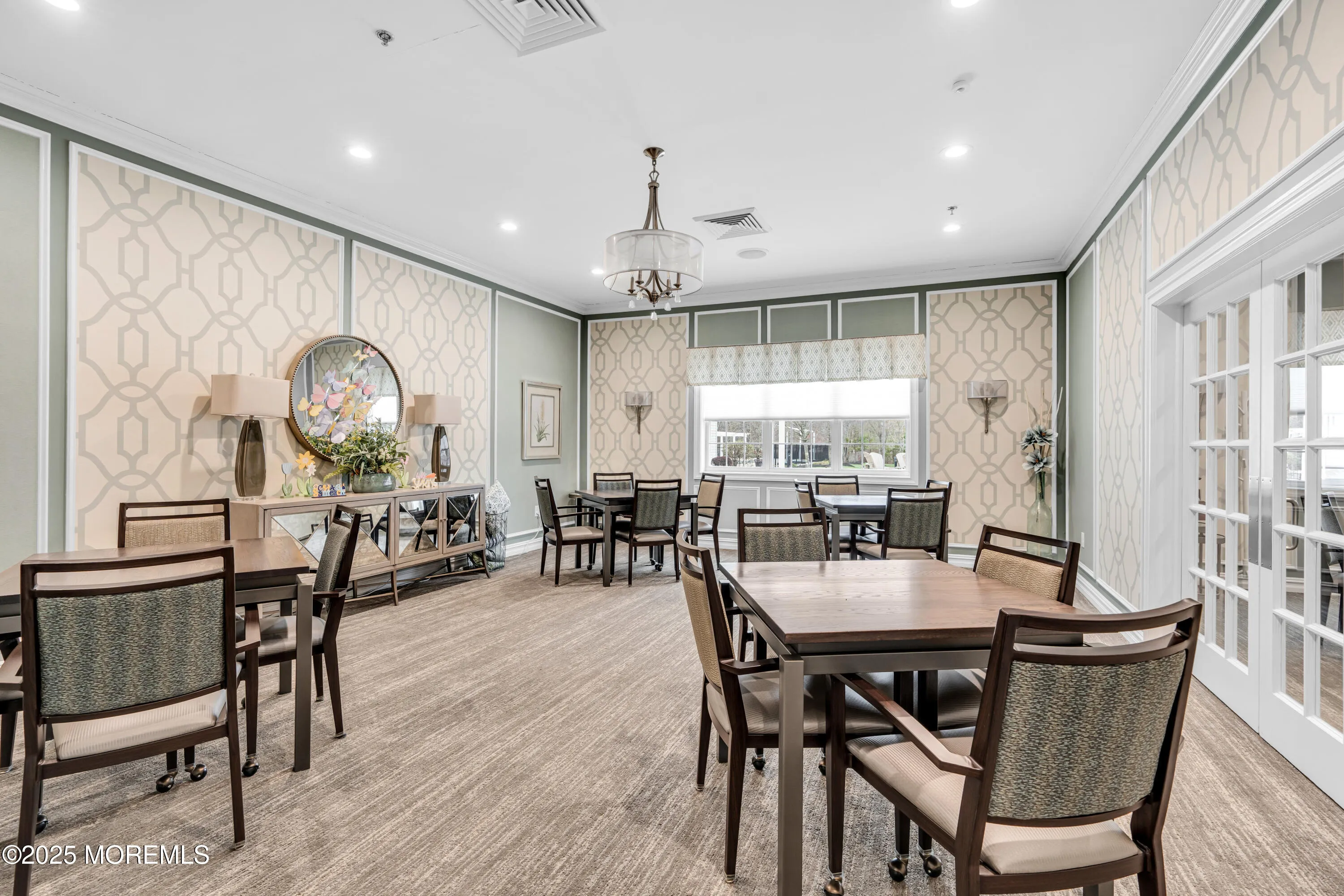 Farmingdale, New Jersey 07727, United States, 3 Bedrooms Bedrooms, ,3 BathroomsBathrooms,Residential,Active,110082