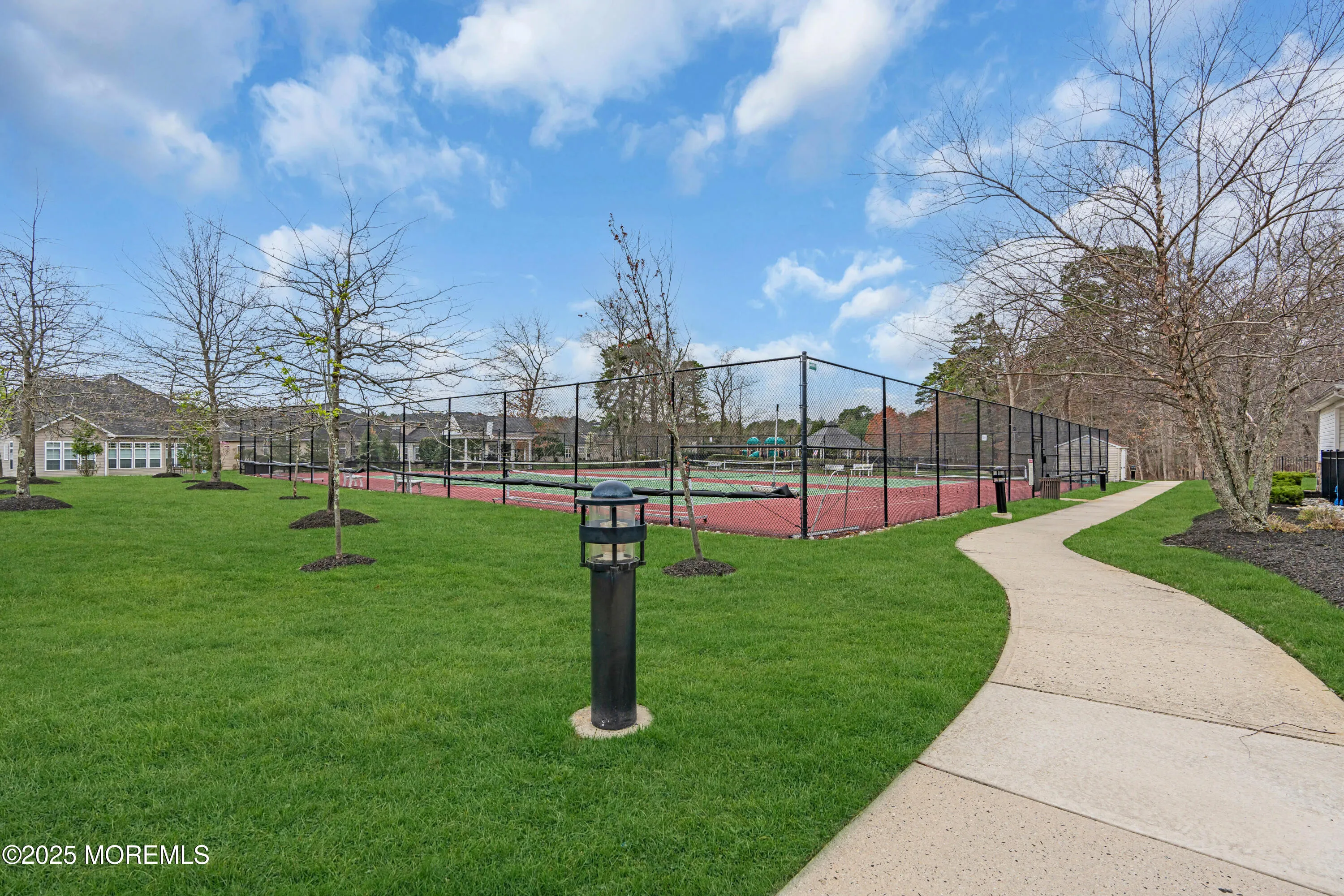 Farmingdale, New Jersey 07727, United States, 3 Bedrooms Bedrooms, ,3 BathroomsBathrooms,Residential,Active,110082