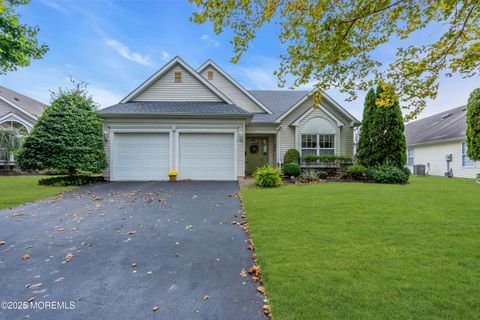 Photo of 3 Round Valley Lane, Lakewood, NJ 08701 (MLS # 22531319)