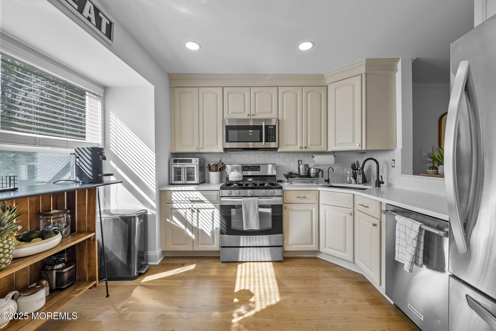 48 Heron Court, Manalapan, New Jersey image 18
