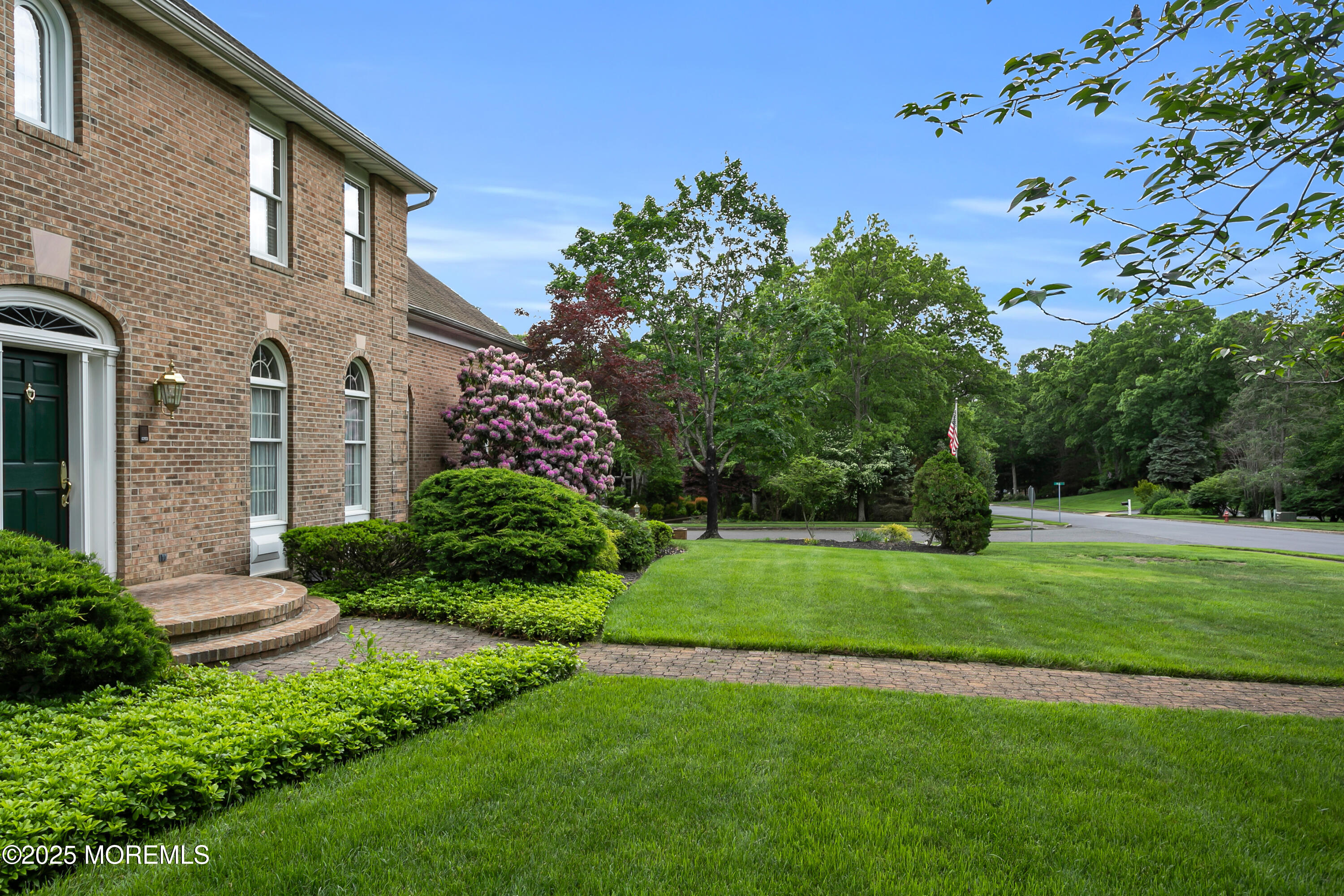 2113 Shadowbrook Drive, Wall, New Jersey image 4