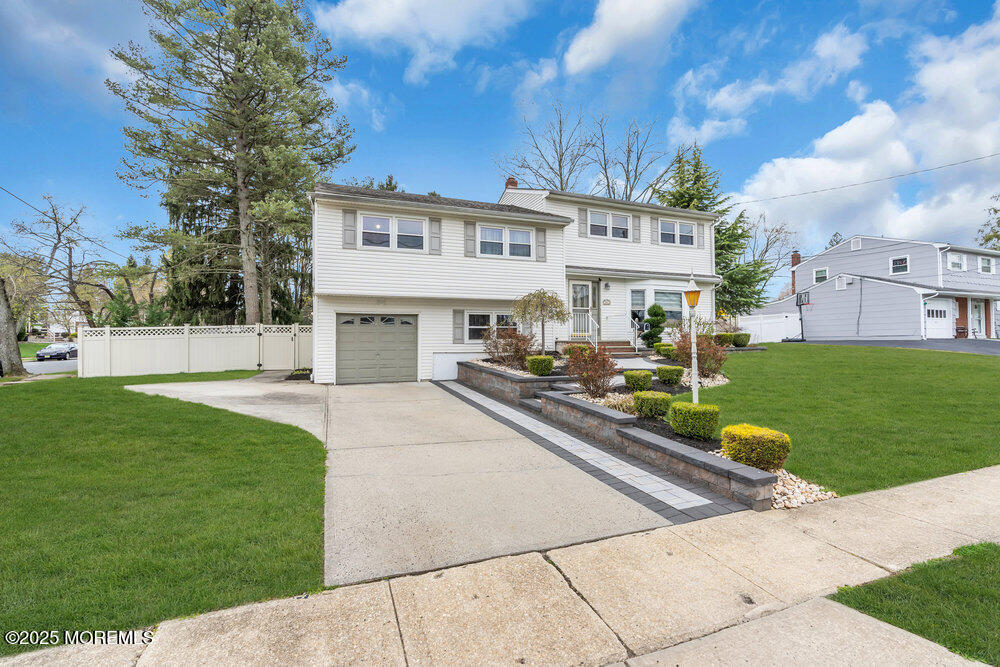 360 Cindy Street, Old Bridge, New Jersey image 3