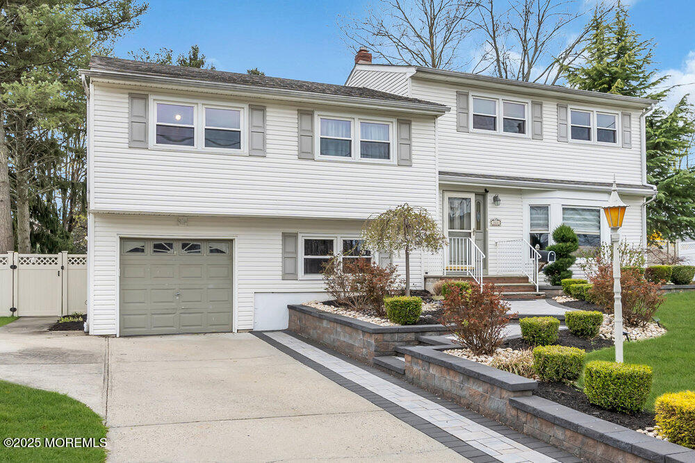 360 Cindy Street, Old Bridge, New Jersey image 2