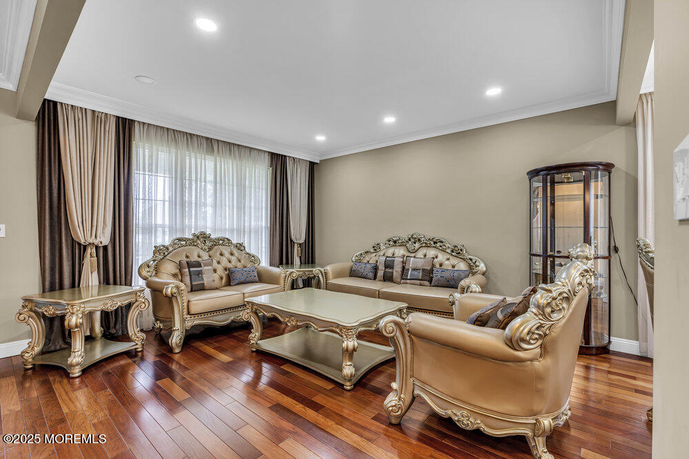 43 Saint Johns Drive, Freehold, New Jersey image 6