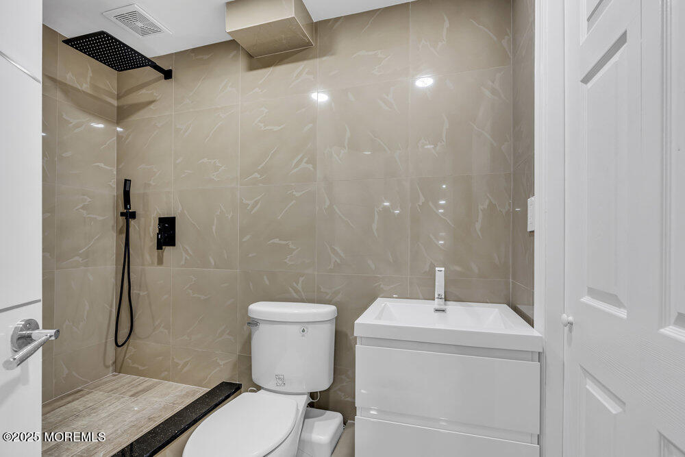 43 Saint Johns Drive, Freehold, New Jersey image 29