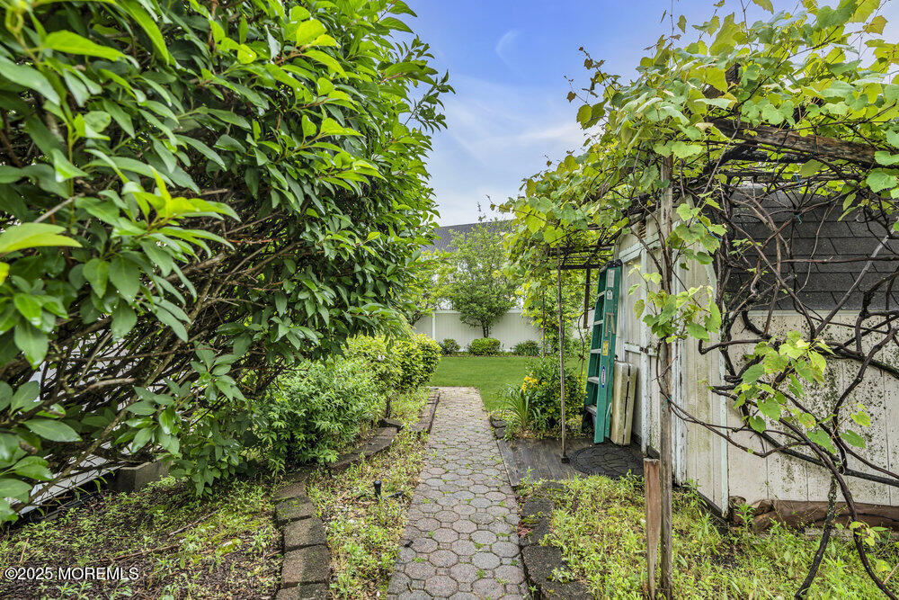 43 Saint Johns Drive, Freehold, New Jersey image 41