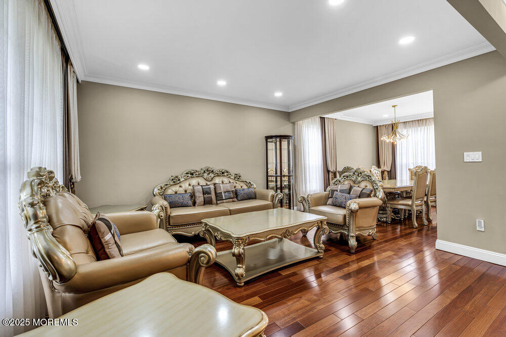 43 Saint Johns Drive, Freehold, New Jersey image 5