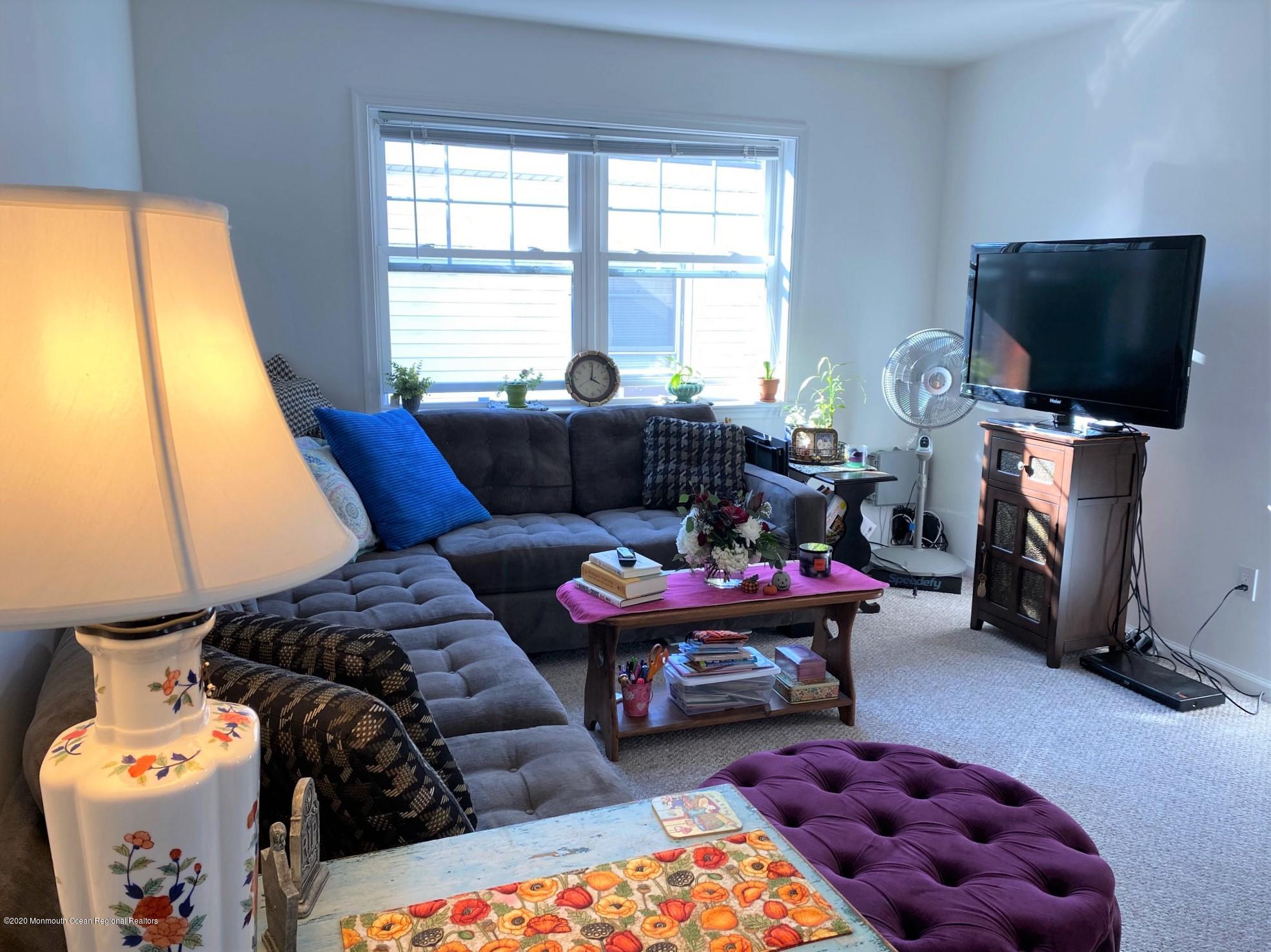 211 Brinley Avenue Rear