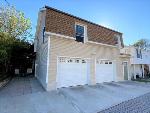 211 Brinley Avenue Rear Bradley Beach NJ 07720