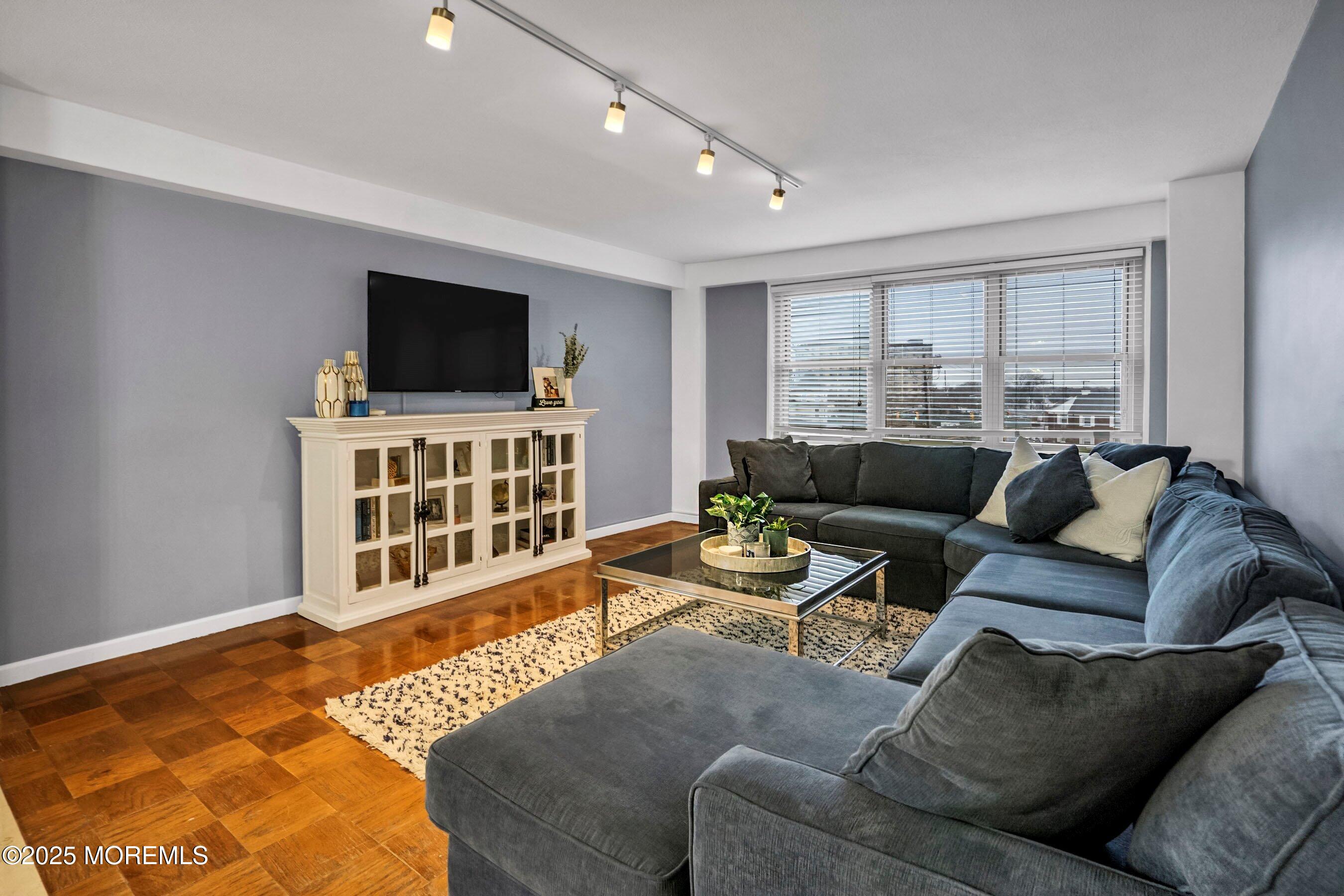 28 Riverside Avenue #1H, Red Bank, New Jersey image 7
