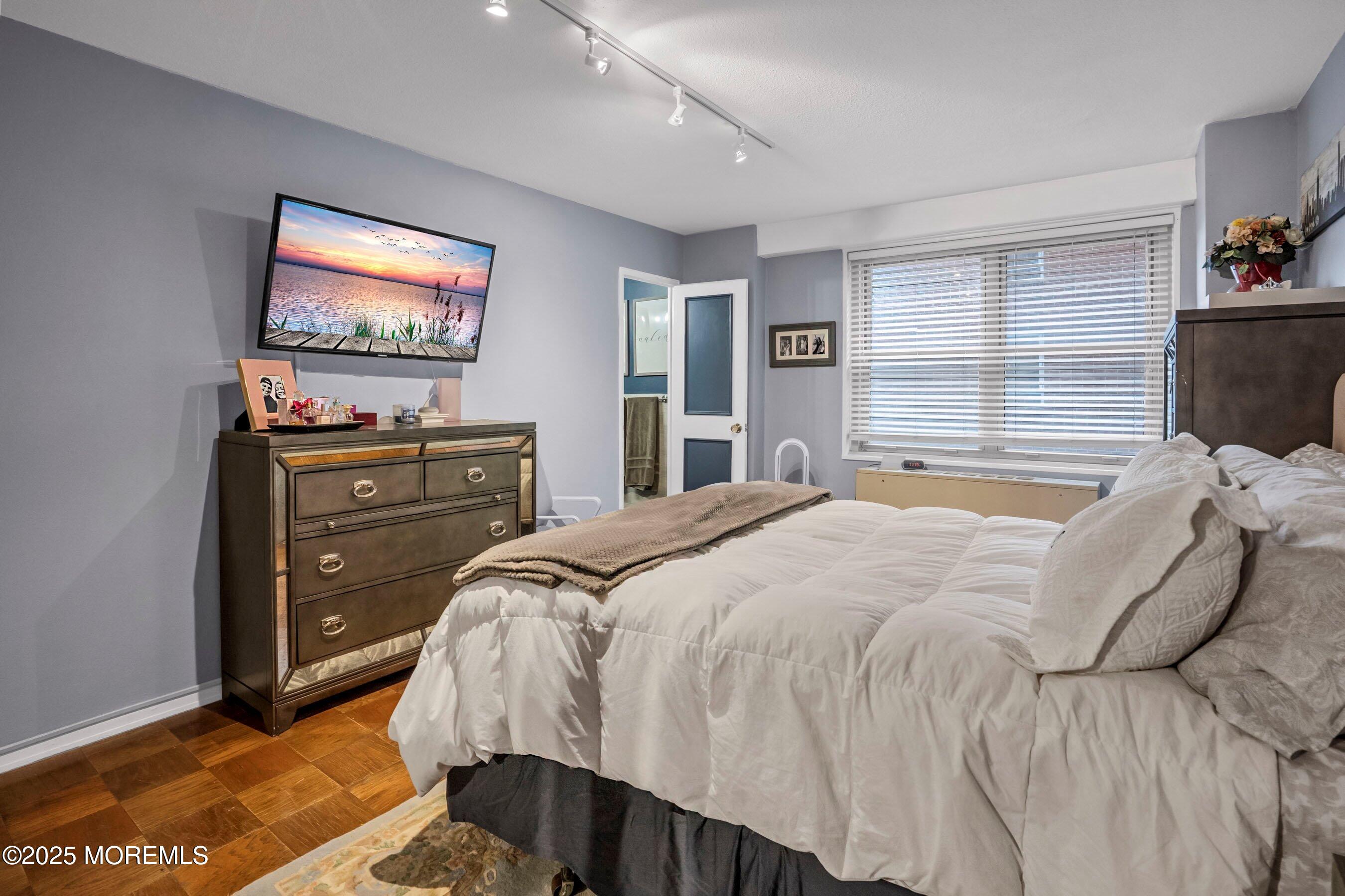 28 Riverside Avenue #1H, Red Bank, New Jersey image 18
