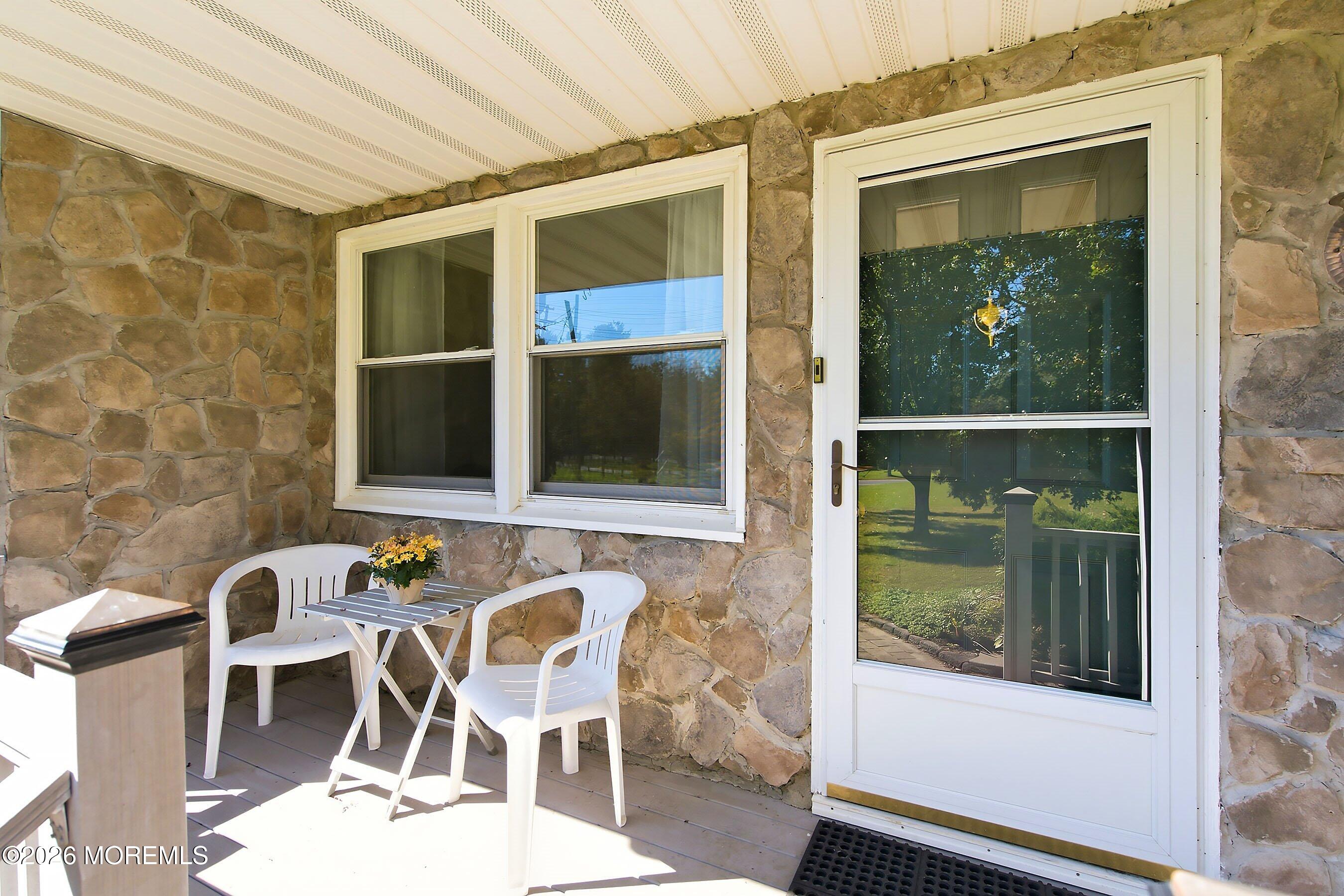32 Arneytown Hornerstown Road