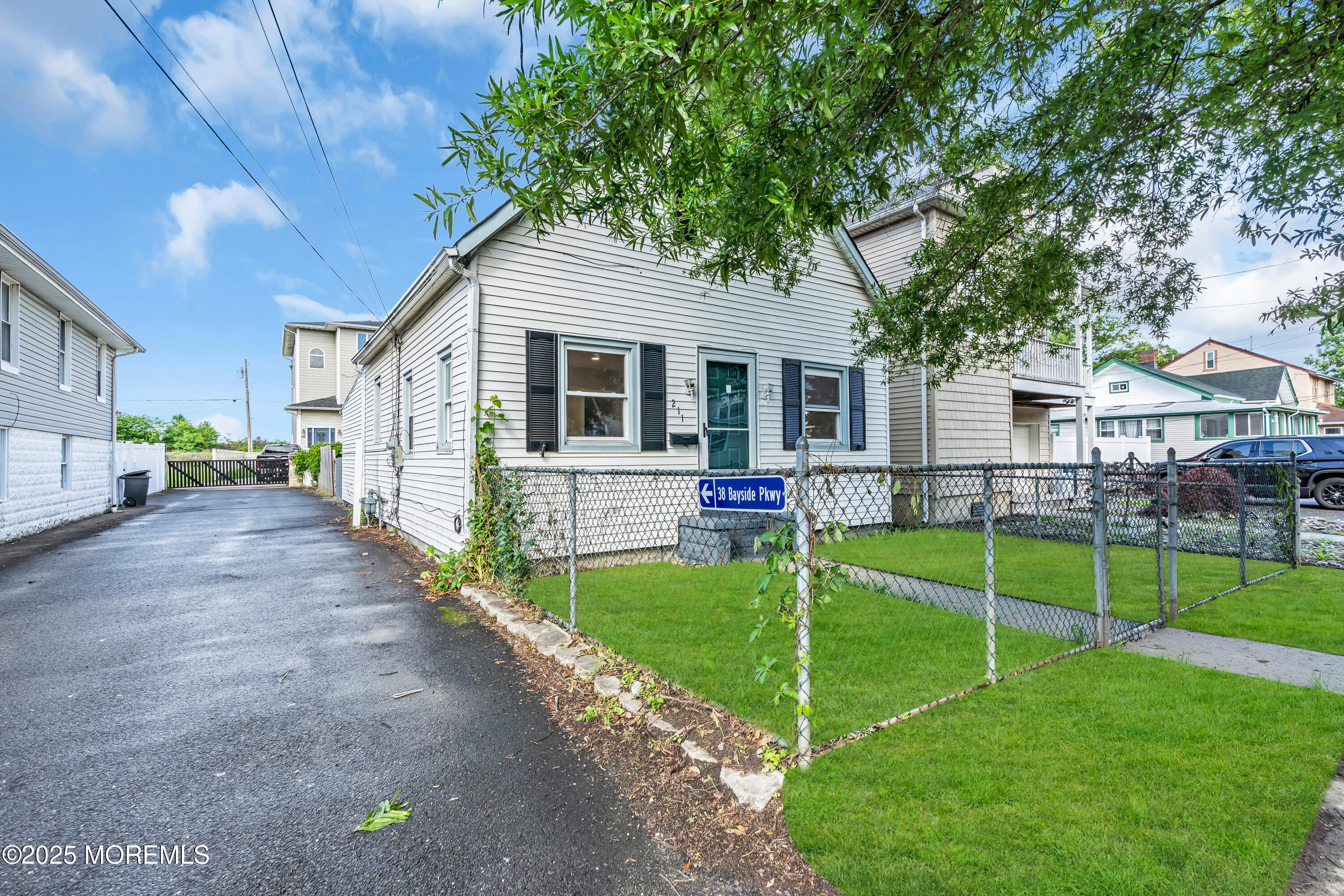 211 Shore Boulevard, Keansburg, New Jersey image 6