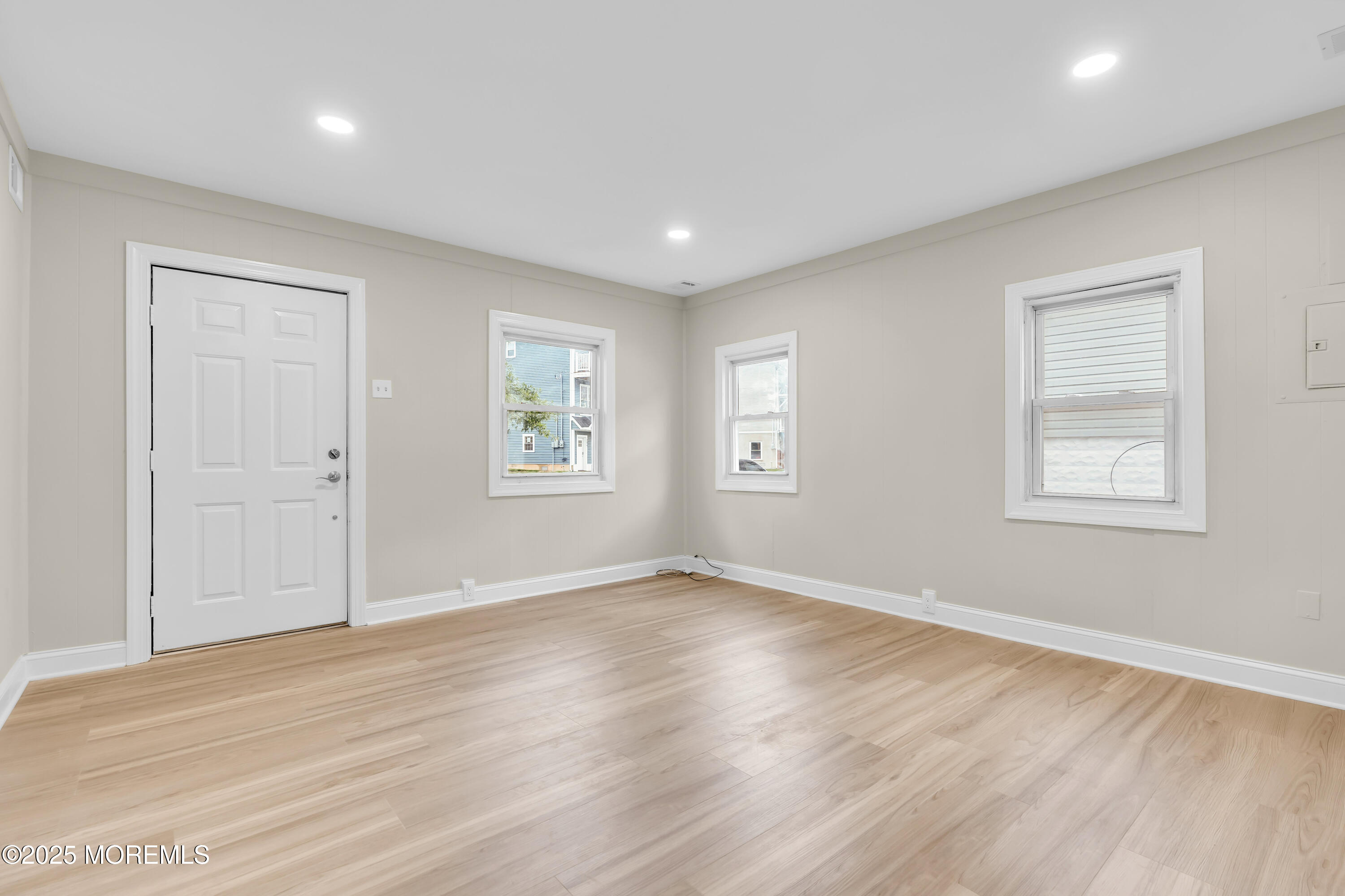 211 Shore Boulevard, Keansburg, New Jersey image 12