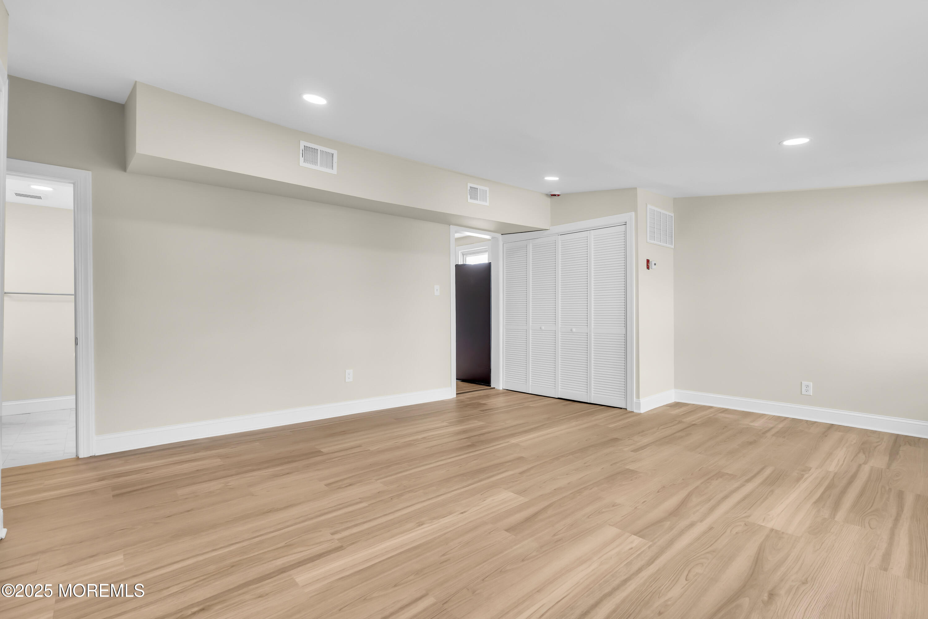 211 Shore Boulevard, Keansburg, New Jersey image 25