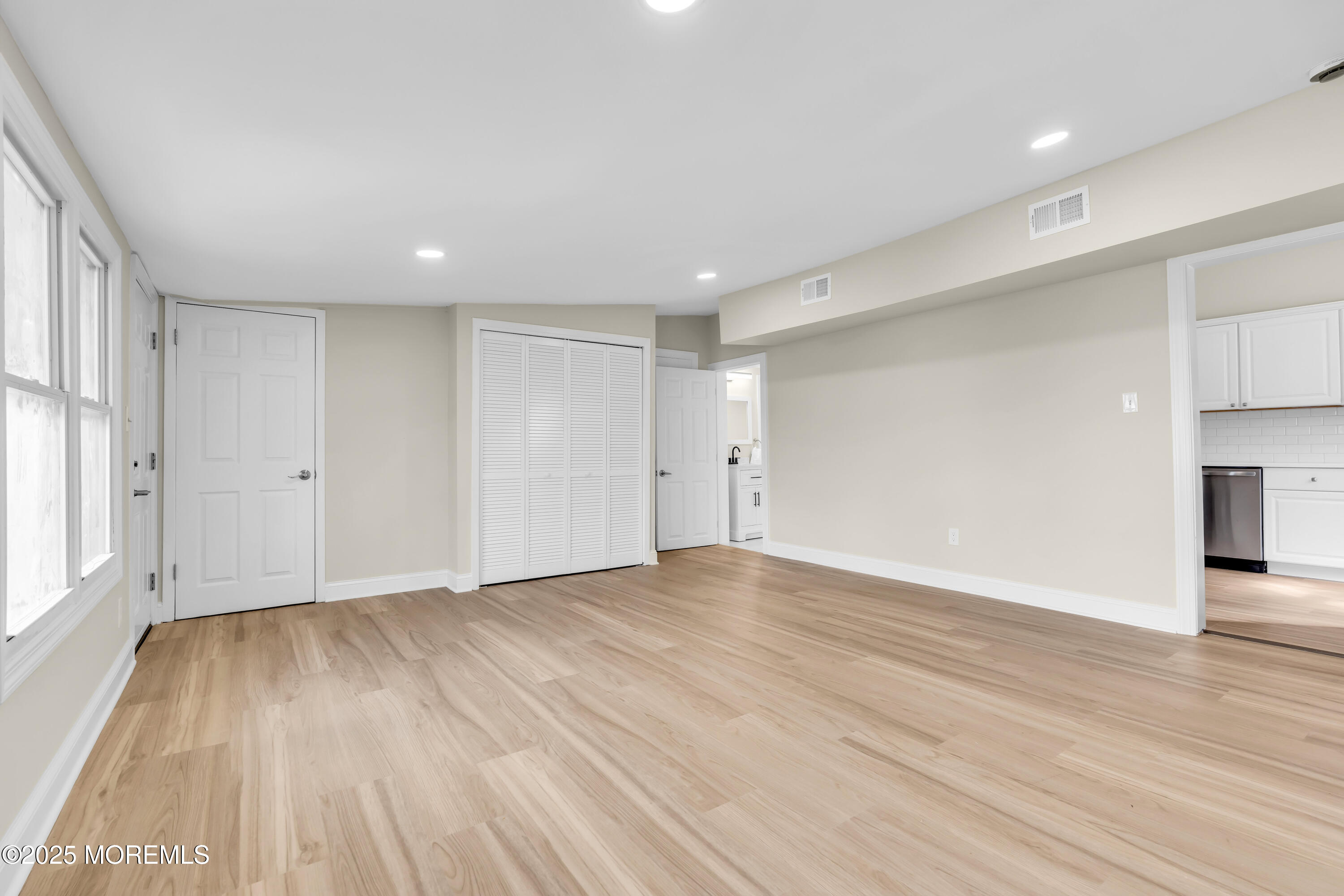211 Shore Boulevard, Keansburg, New Jersey image 24